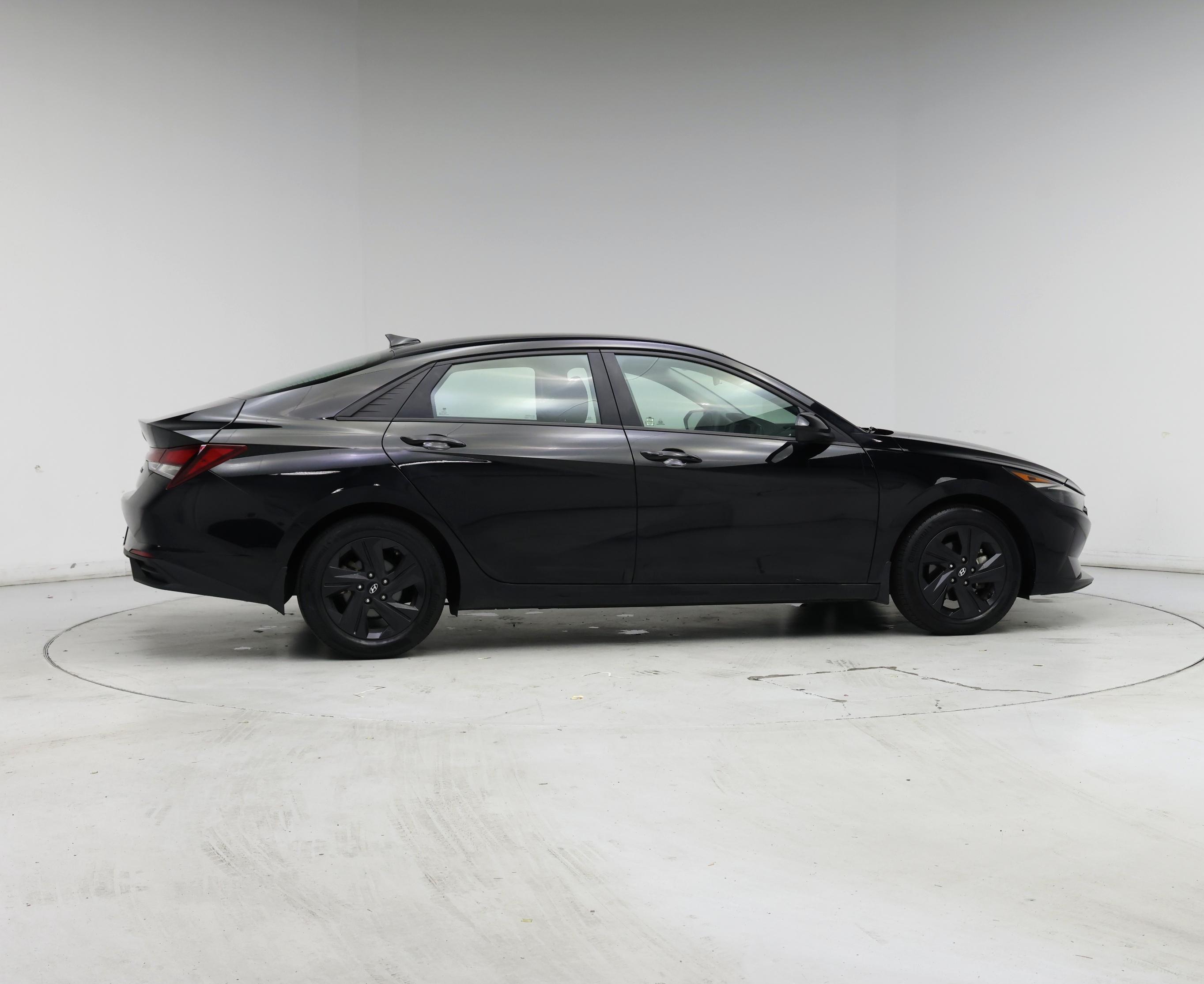 Thumbnail: 2023 Hyundai Elantra - 7