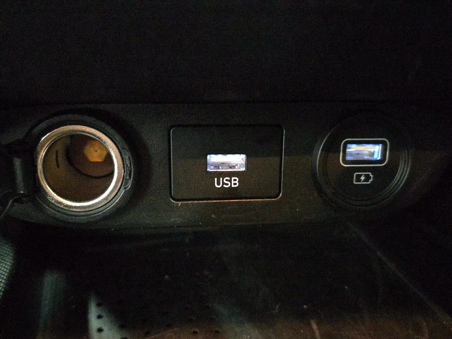 Thumbnail: 2022 Hyundai Elantra - 18