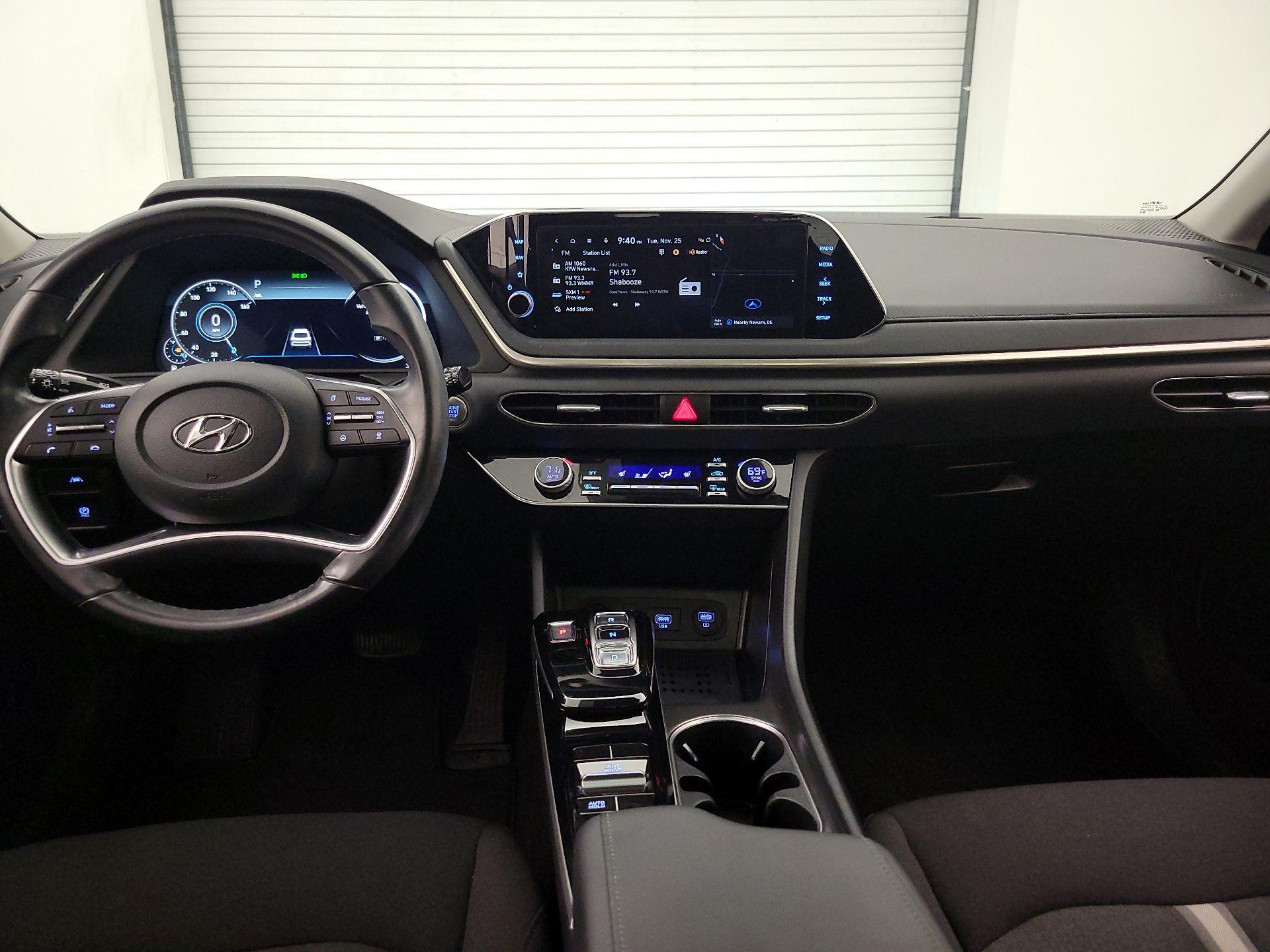 Thumbnail: 2023 Hyundai Sonata - 9