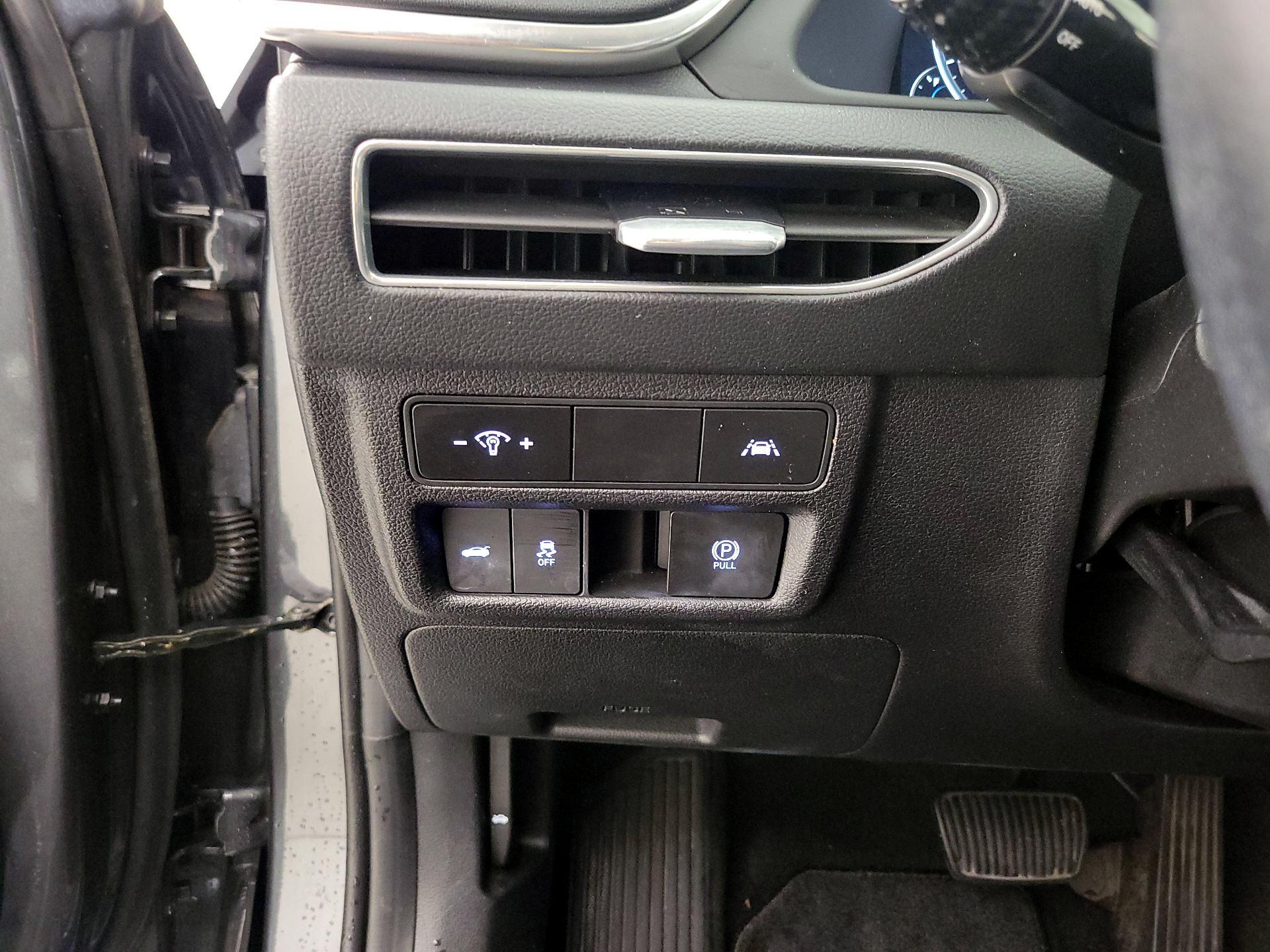 Thumbnail: 2023 Hyundai Sonata - 13