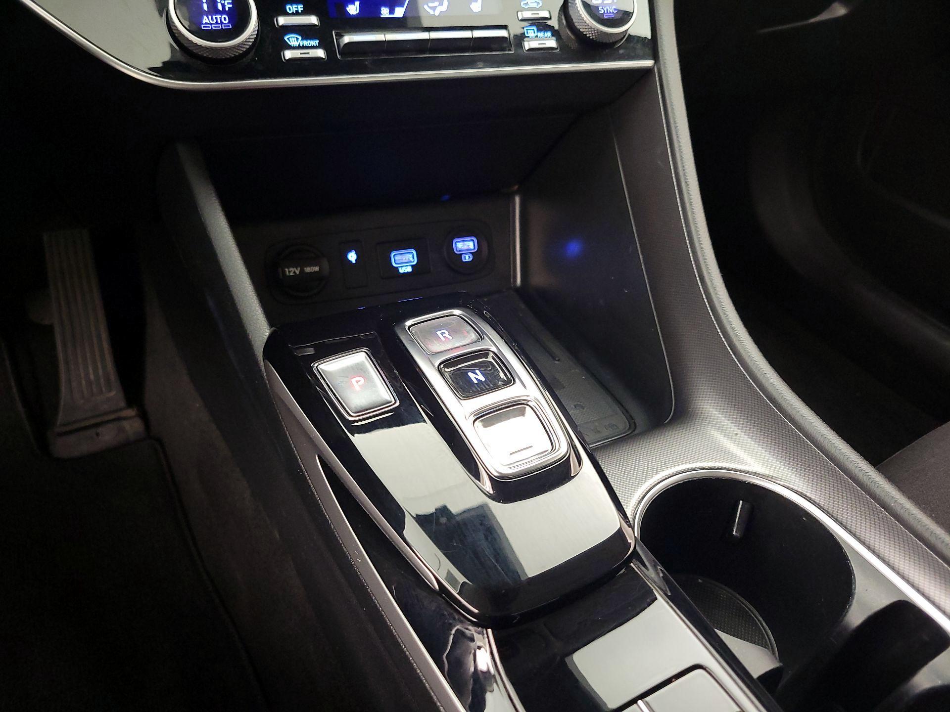 Thumbnail: 2023 Hyundai Sonata - 17