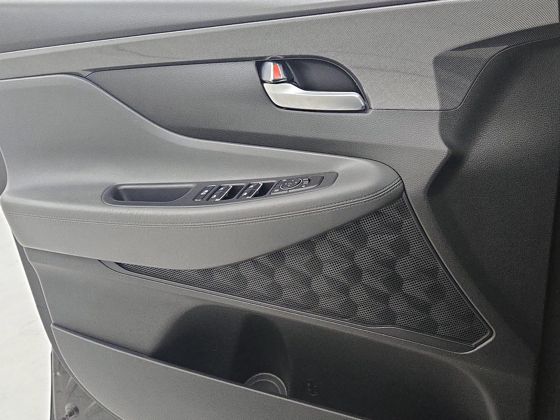 Thumbnail: 2023 Hyundai Santa Fe - 12