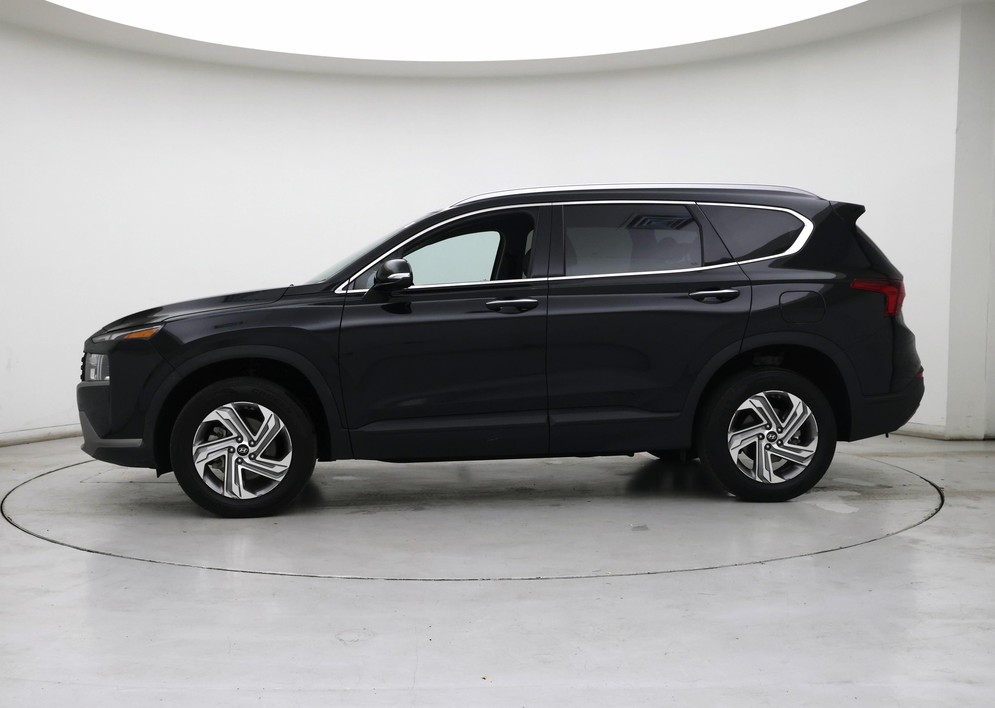 Thumbnail: 2023 Hyundai Santa Fe - 3