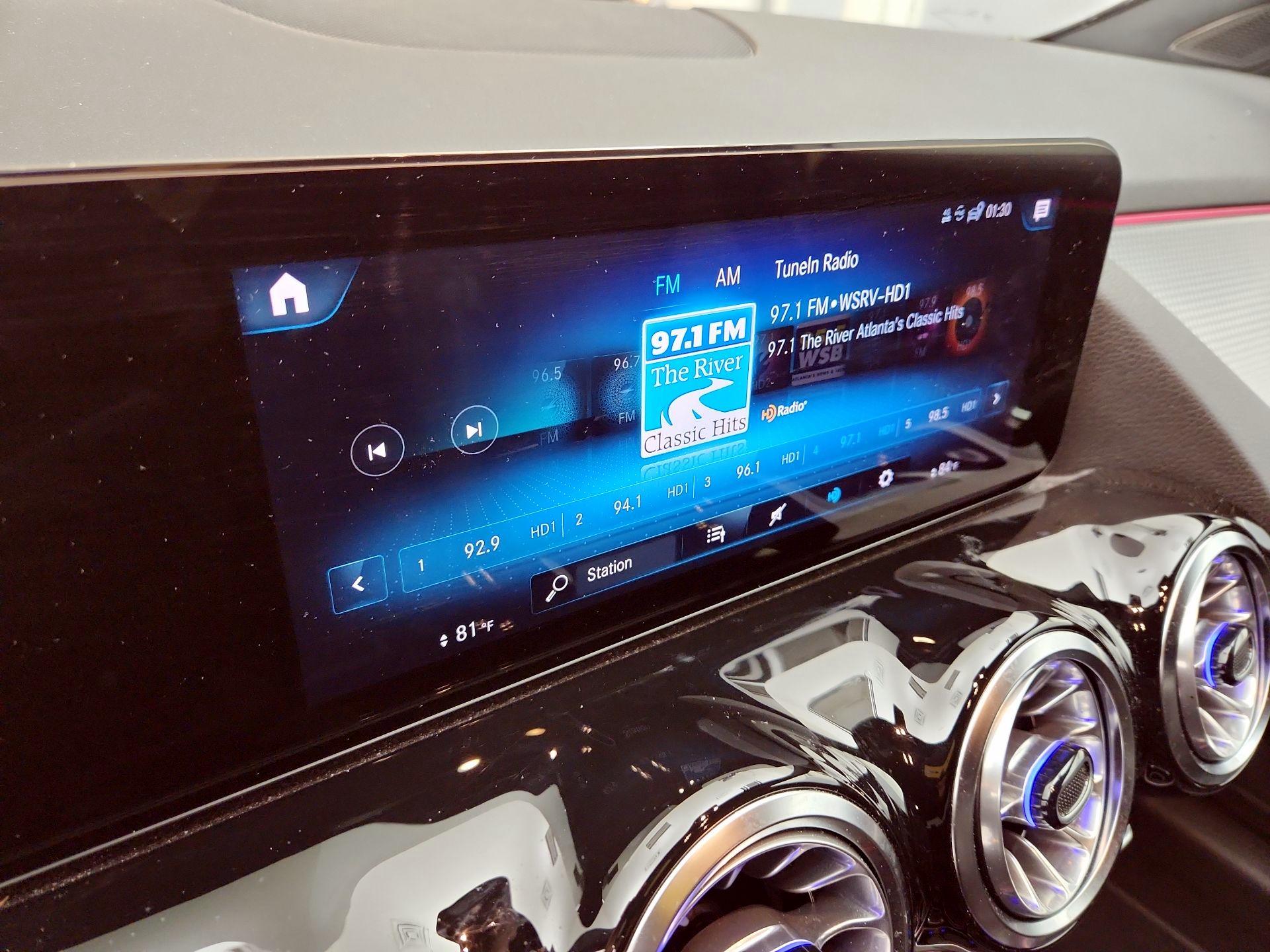 Thumbnail: 2022 Mercedes-Benz GLA - 15