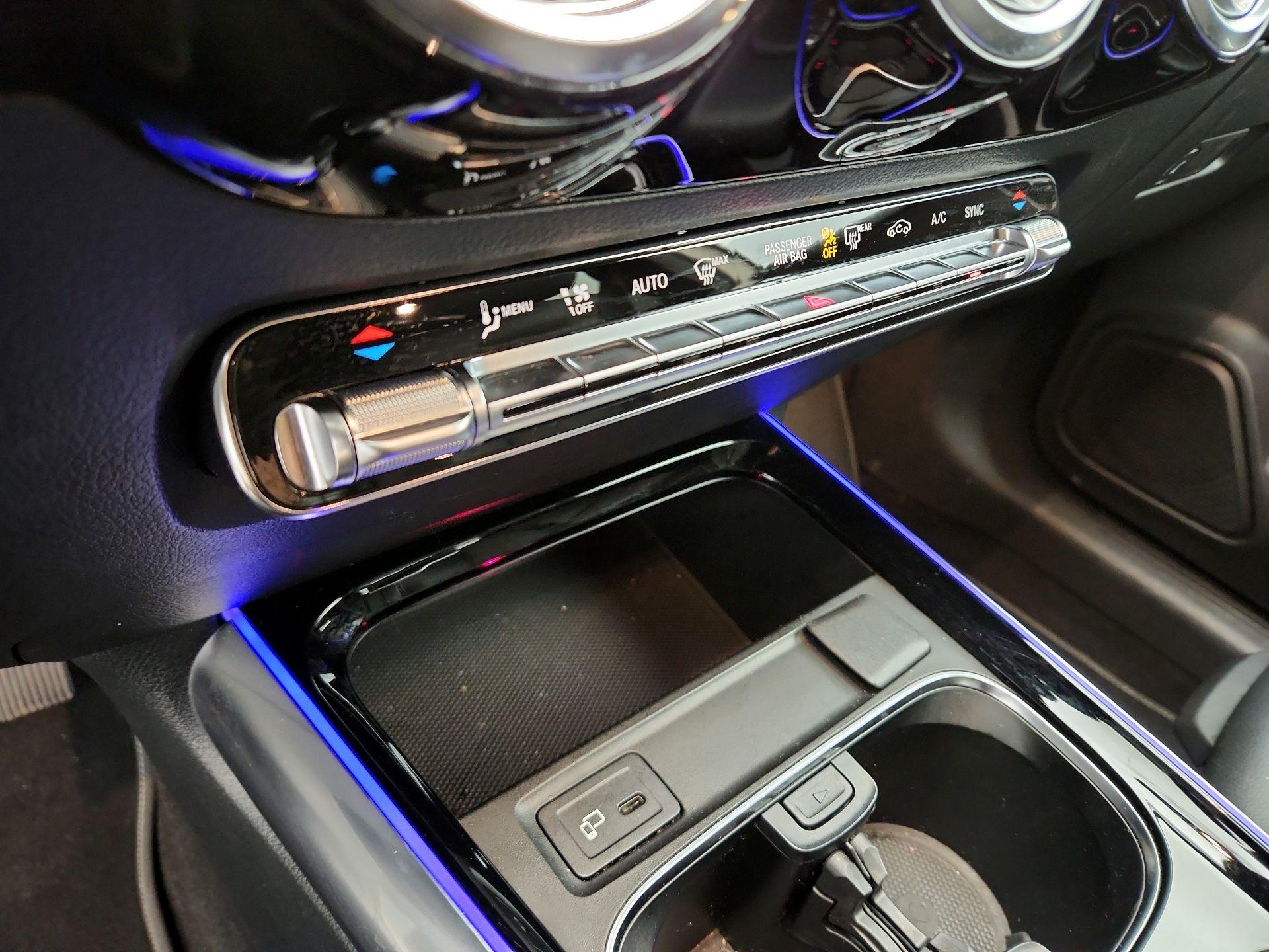 Thumbnail: 2022 Mercedes-Benz GLA - 16