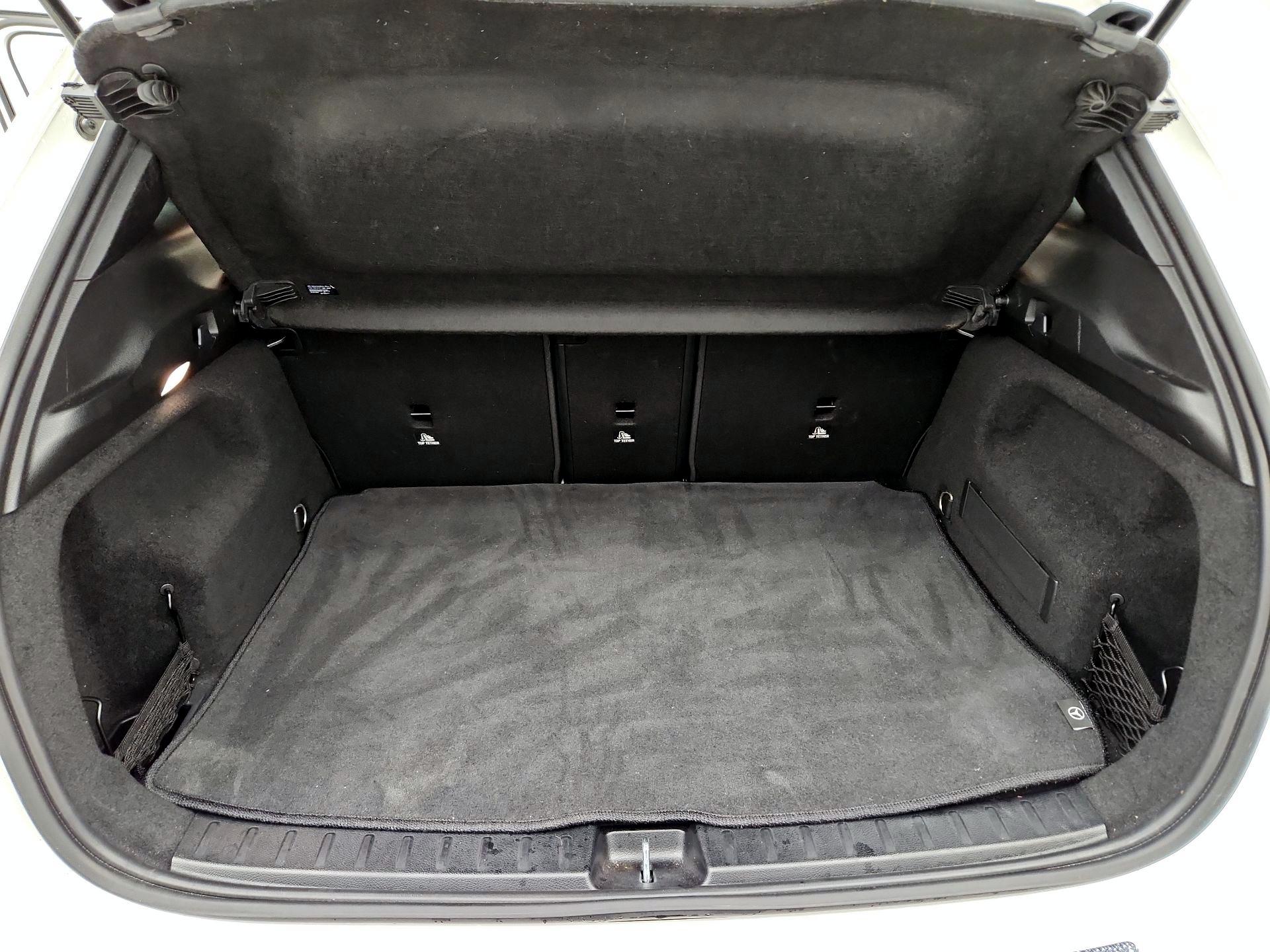 Thumbnail: 2022 Mercedes-Benz GLA - 20