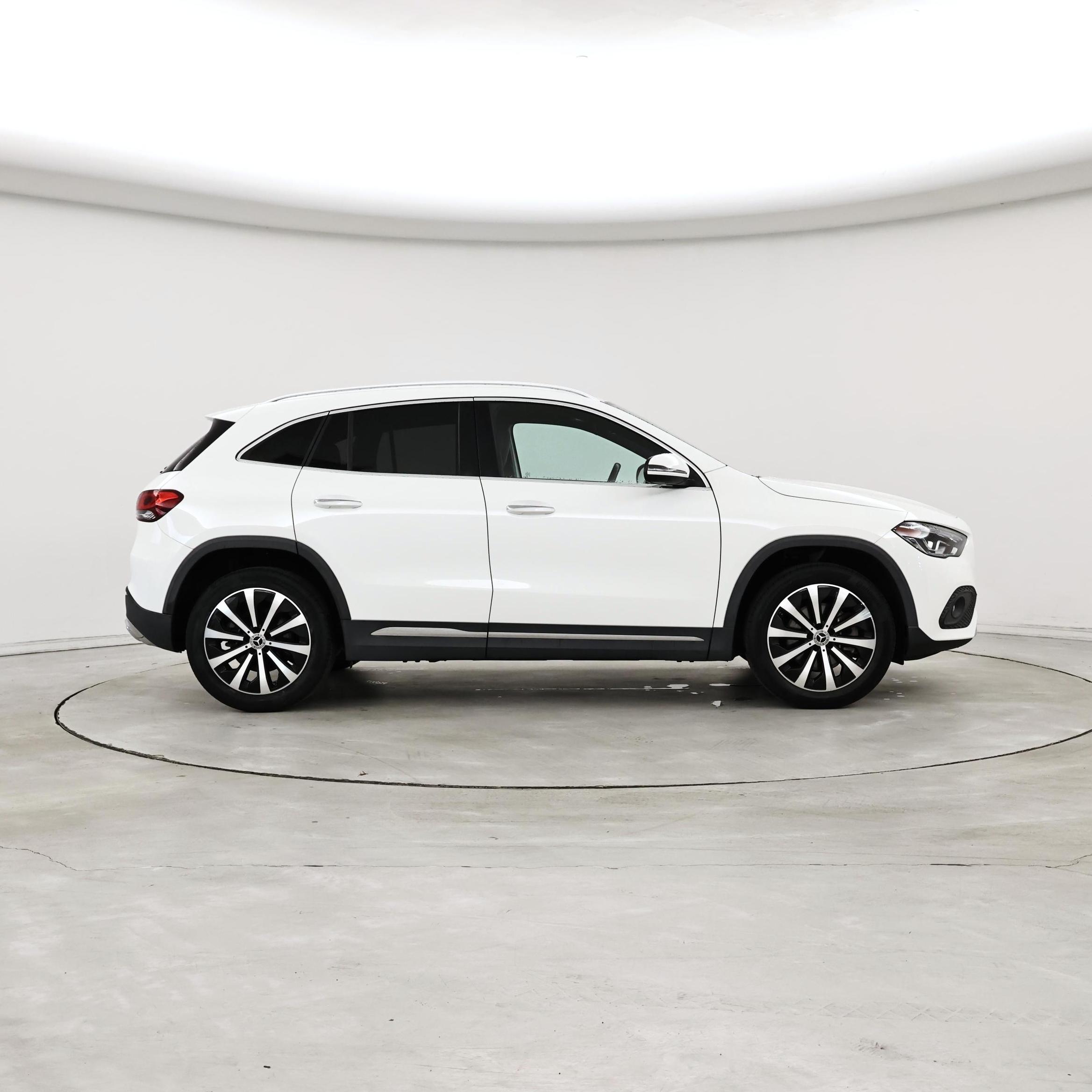 Thumbnail: 2022 Mercedes-Benz GLA - 7