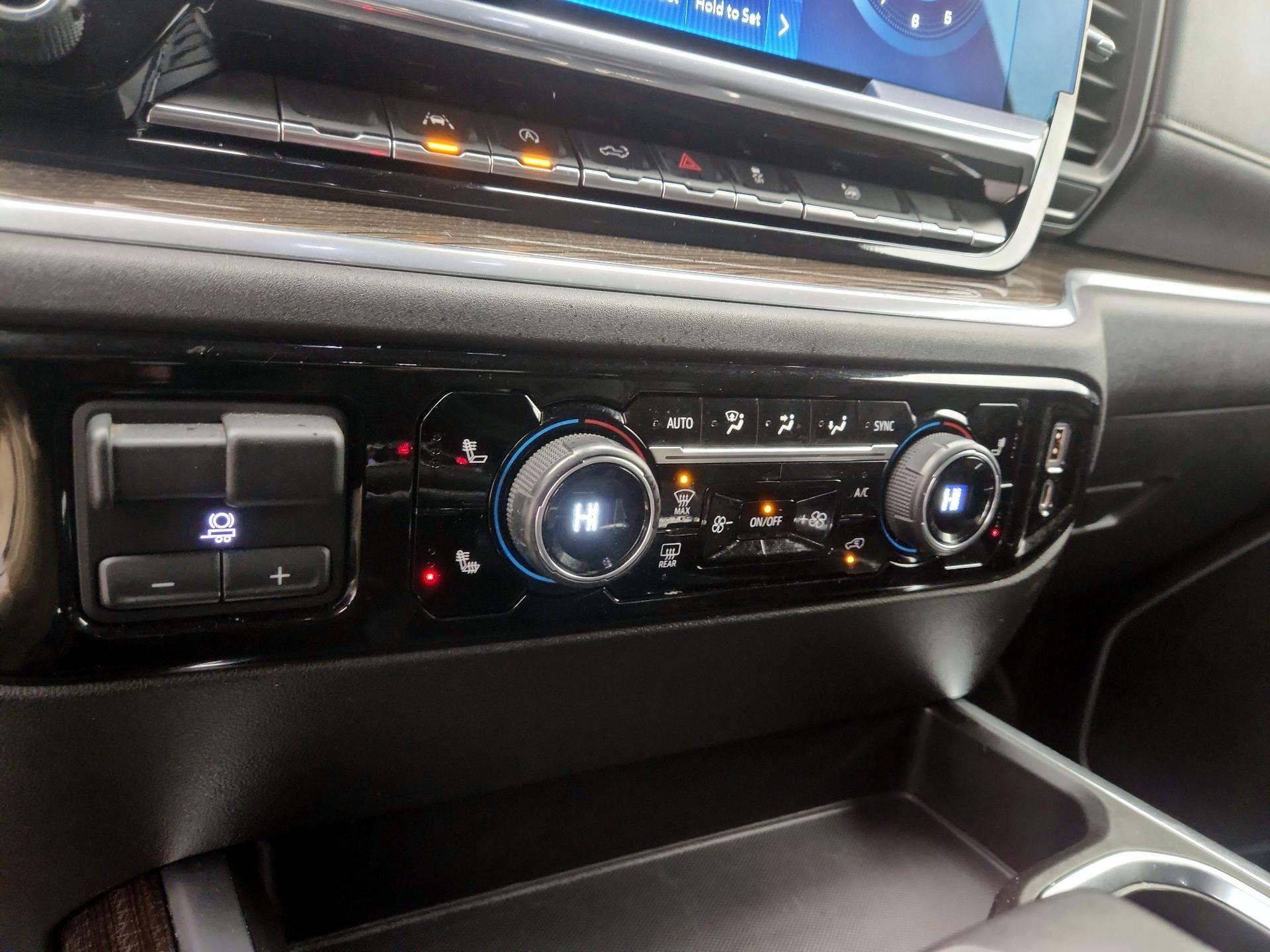 Thumbnail: 2023 Chevrolet Silverado 1500 - 17