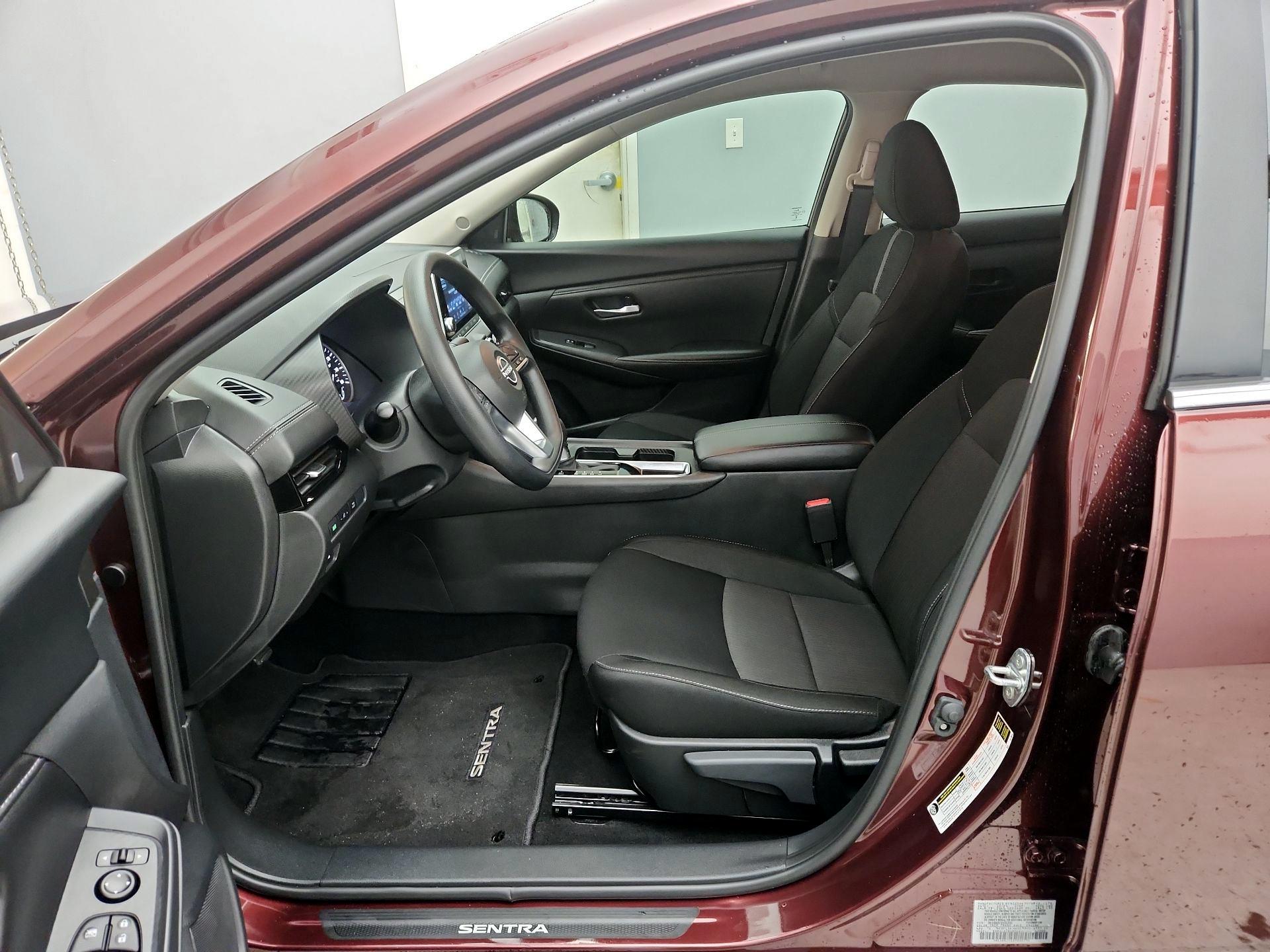Thumbnail: 2025 Nissan Sentra - 11