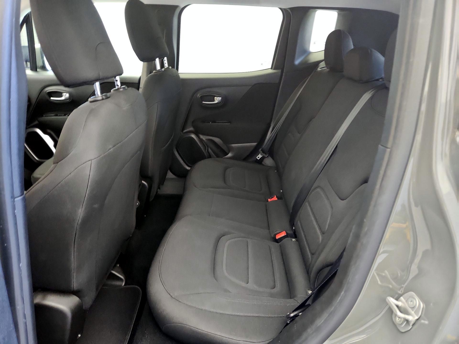 Thumbnail: 2021 Jeep Renegade - 19