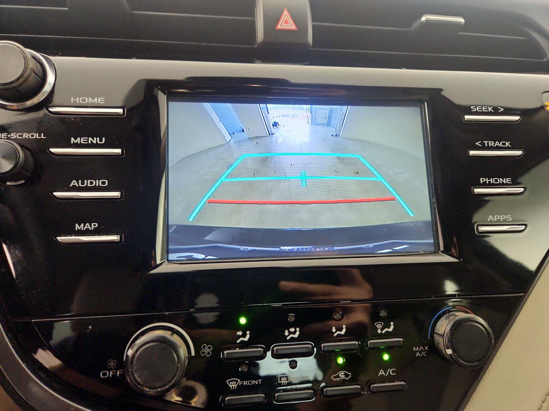 Thumbnail: 2019 Toyota Camry - 14