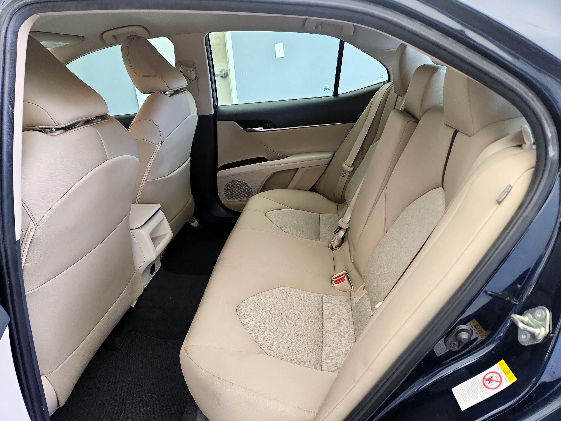 Thumbnail: 2019 Toyota Camry - 19