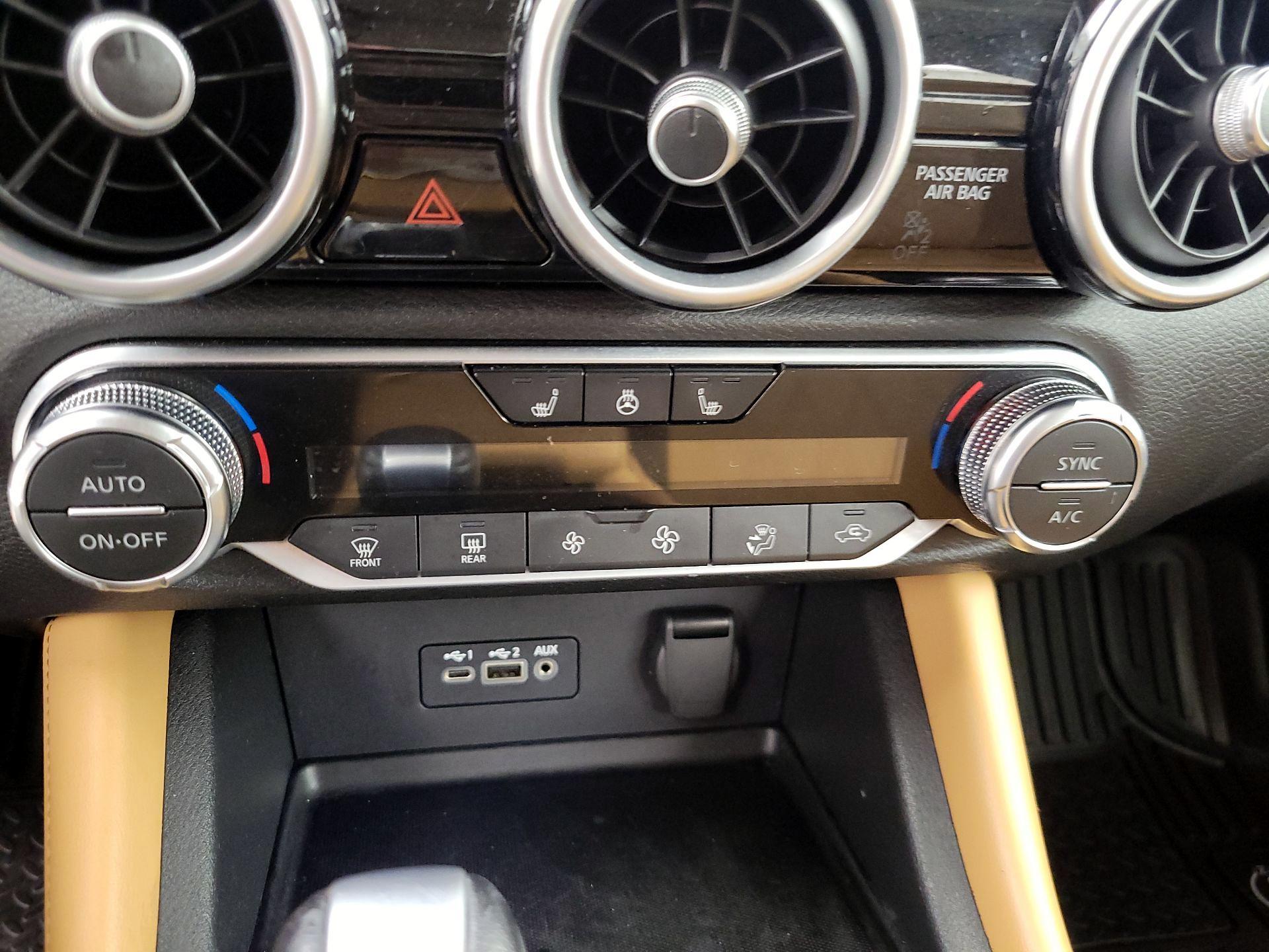 Thumbnail: 2022 Nissan Sentra - 16