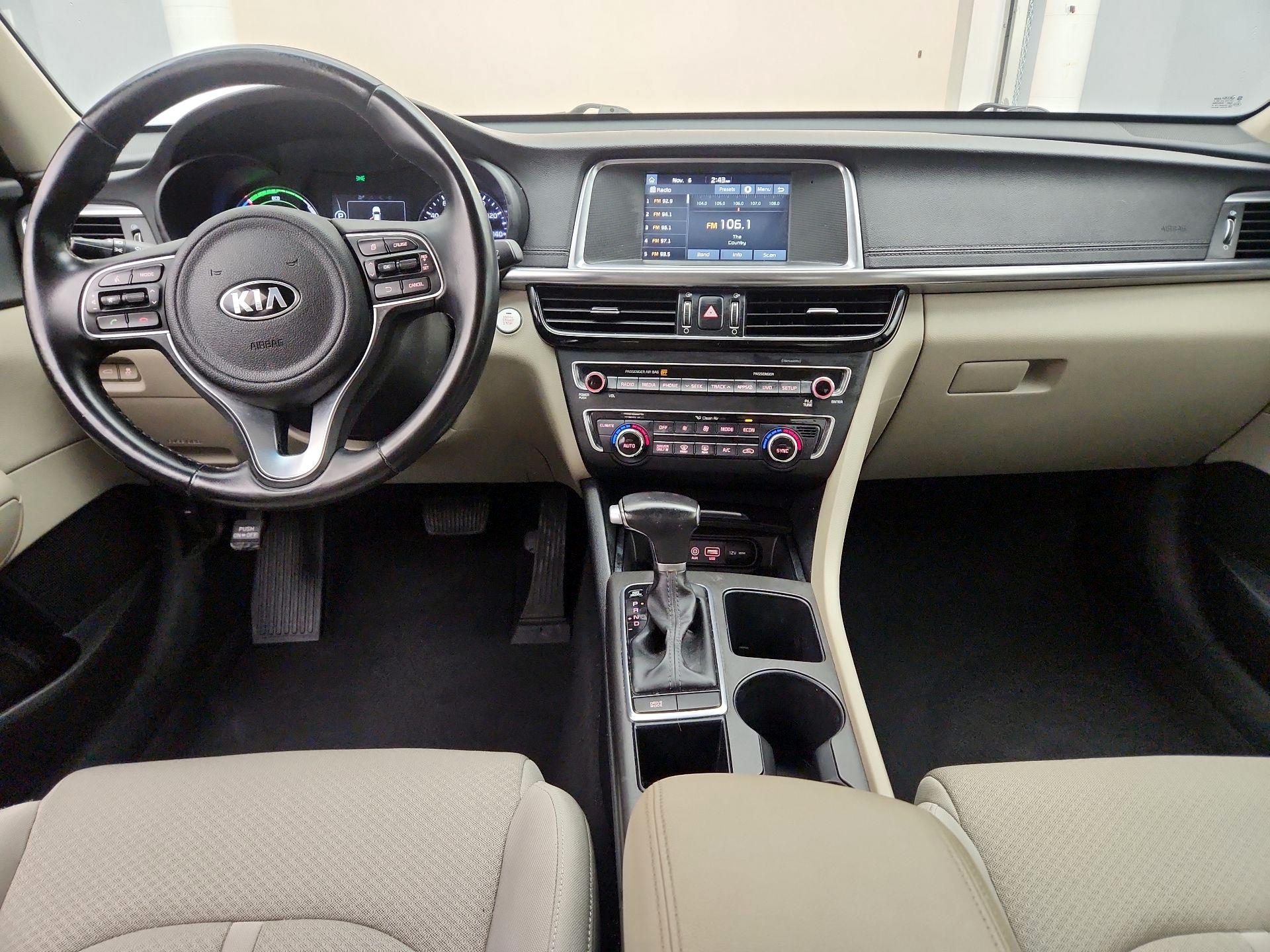 Thumbnail: 2017 Kia Optima - 9