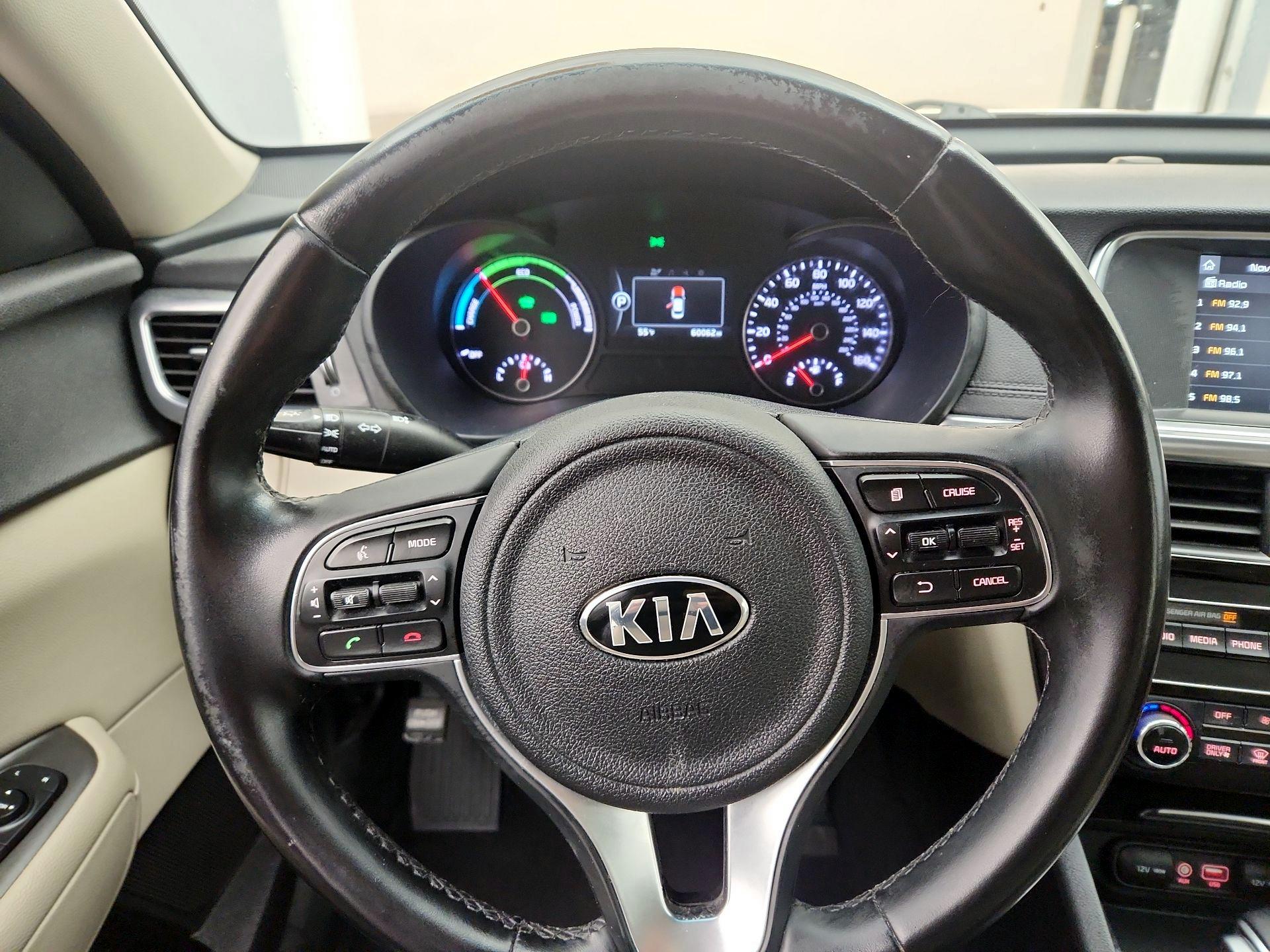 Thumbnail: 2017 Kia Optima - 10