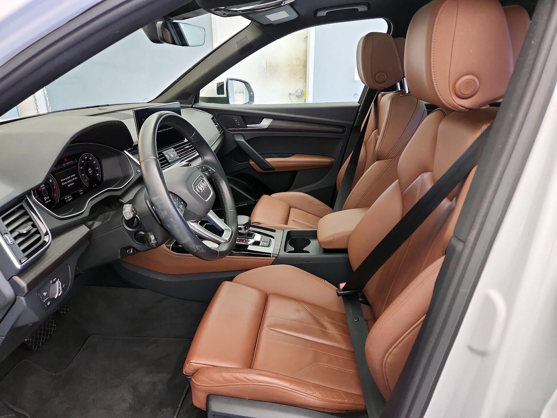 Thumbnail: 2024 Audi Q5 - 11