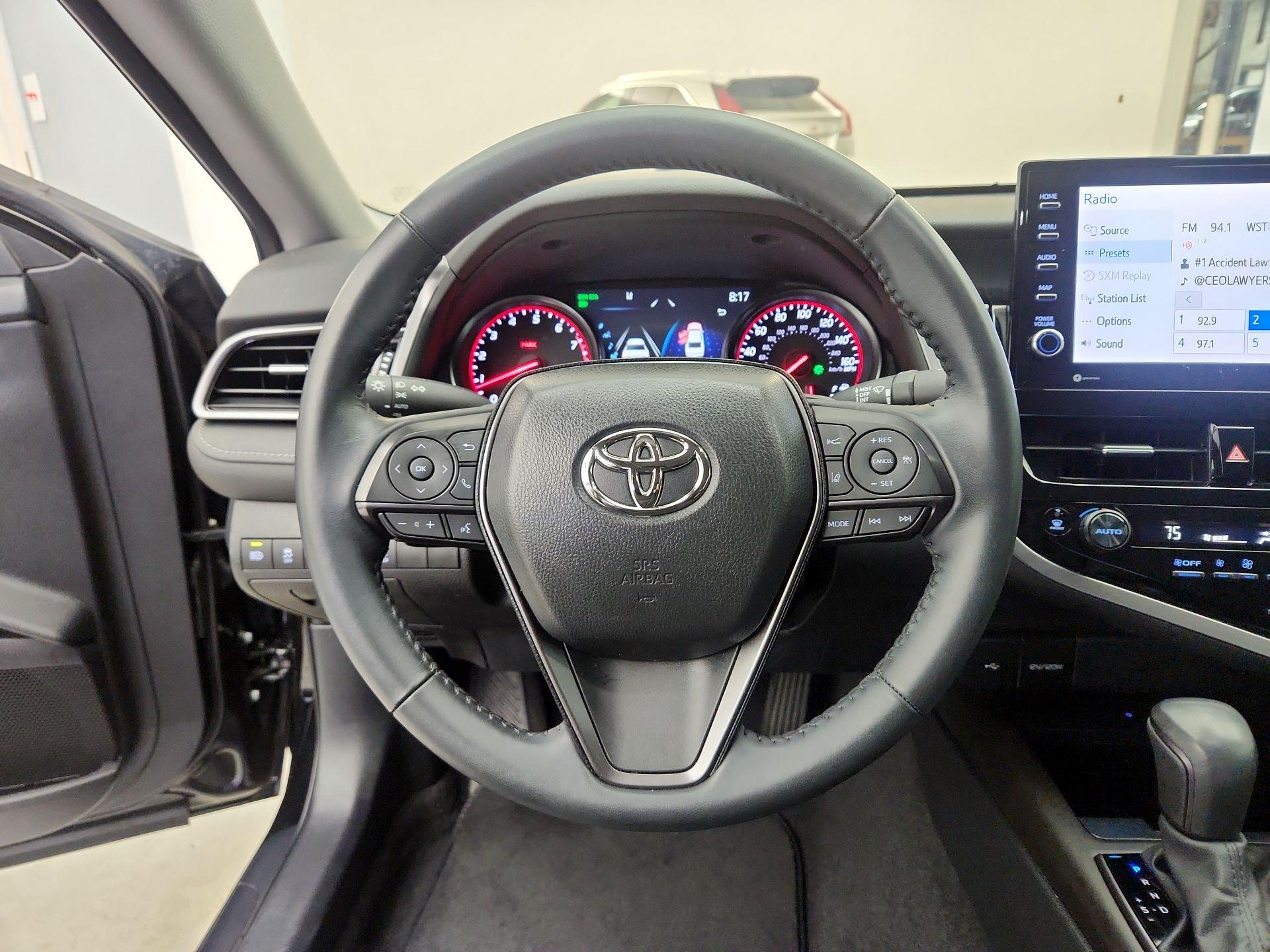 Thumbnail: 2023 Toyota Camry - 10