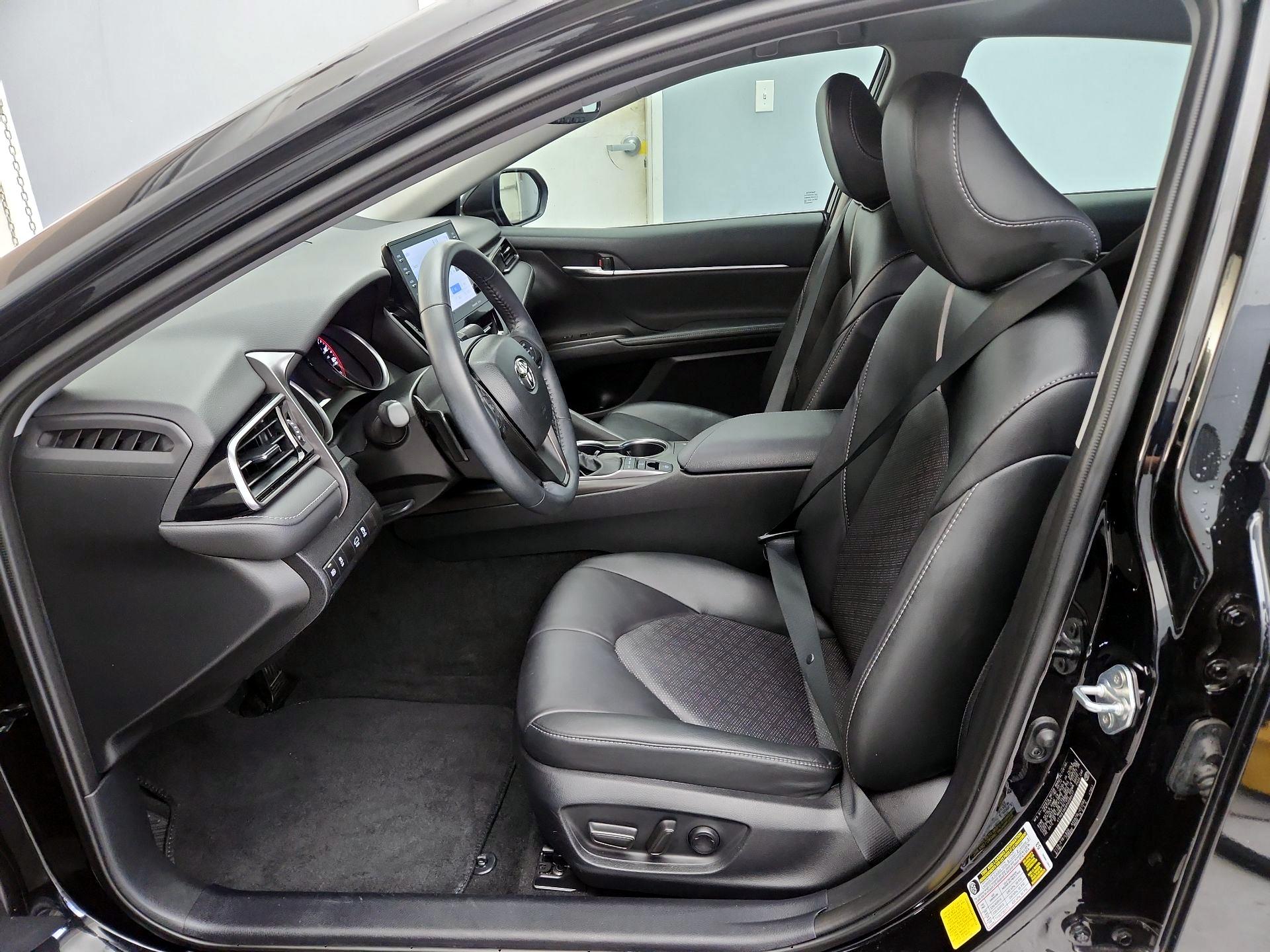 Thumbnail: 2023 Toyota Camry - 11