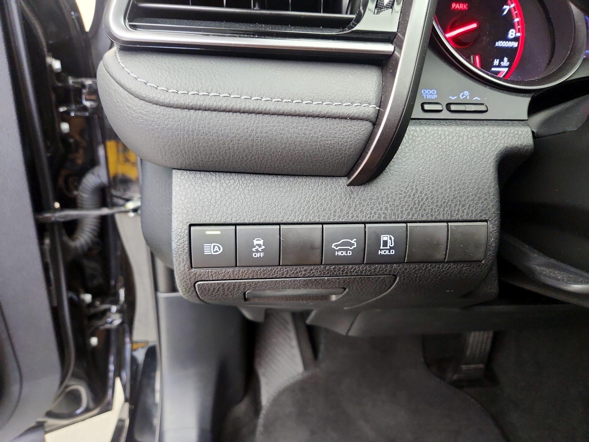 Thumbnail: 2023 Toyota Camry - 13