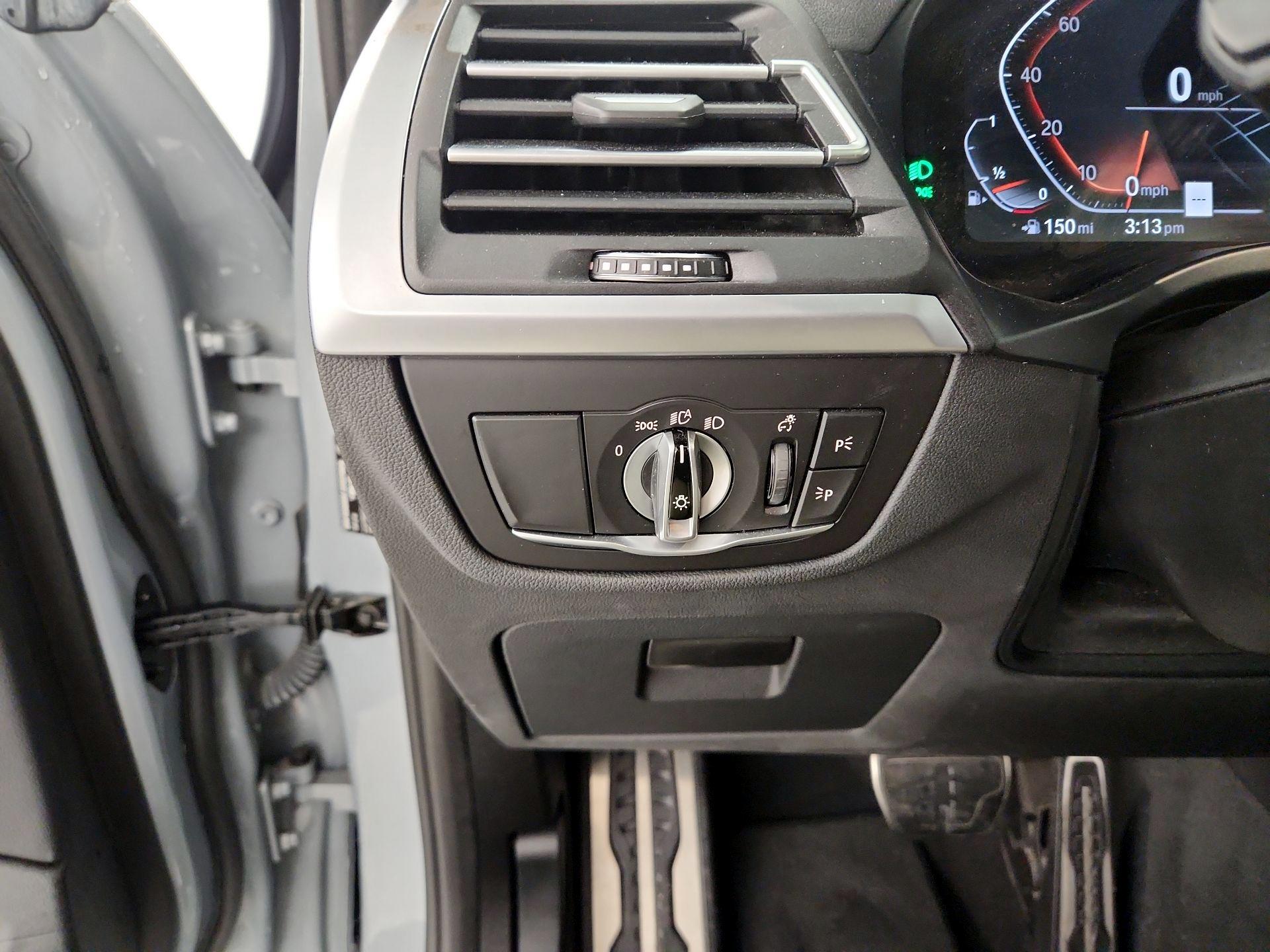 Thumbnail: 2022 BMW X4 - 13