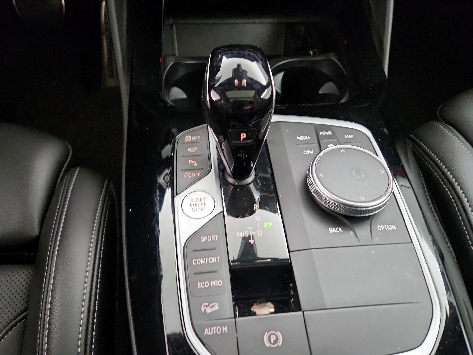 Thumbnail: 2022 BMW X4 - 18