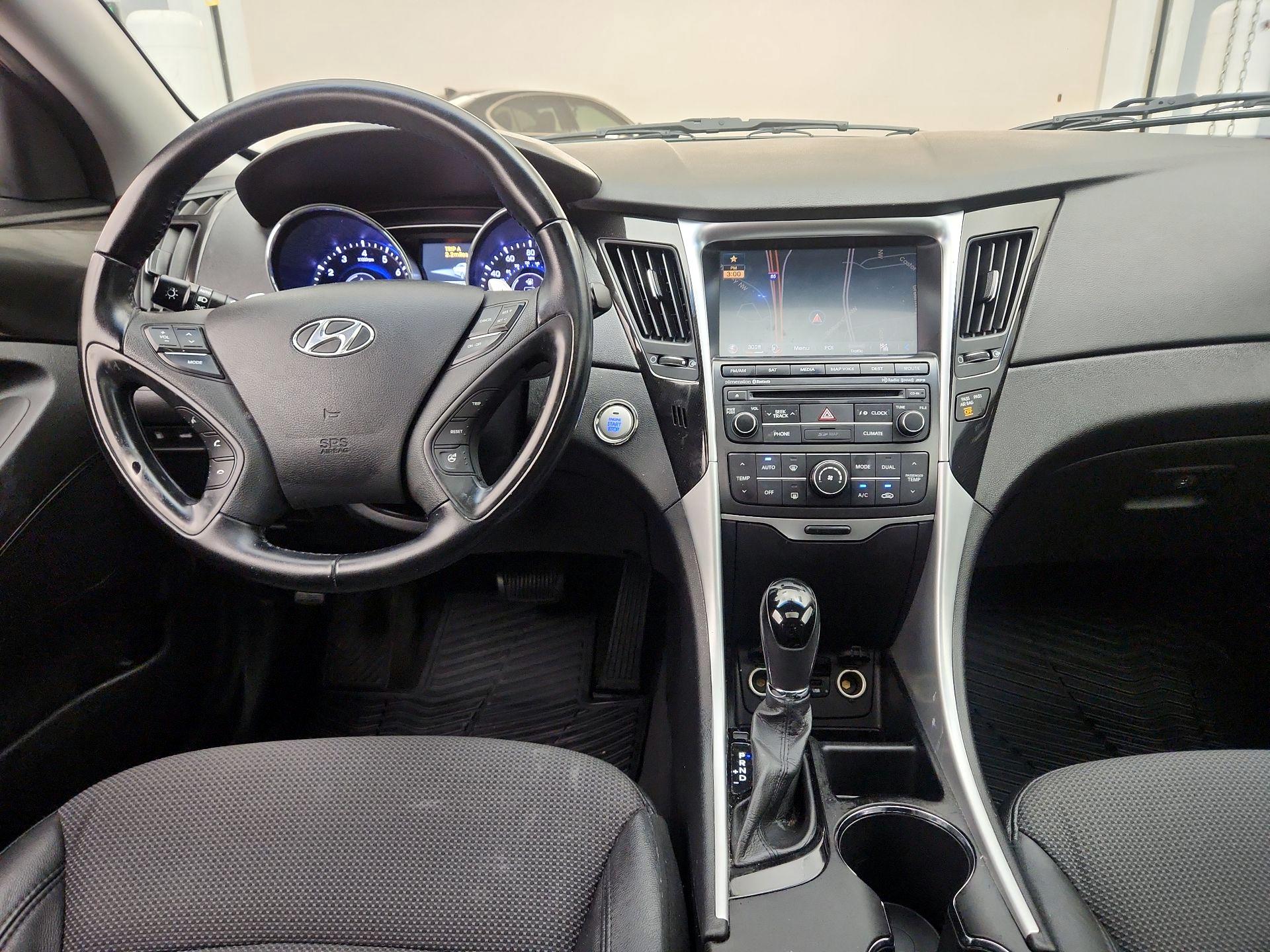 Thumbnail: 2014 Hyundai Sonata - 9