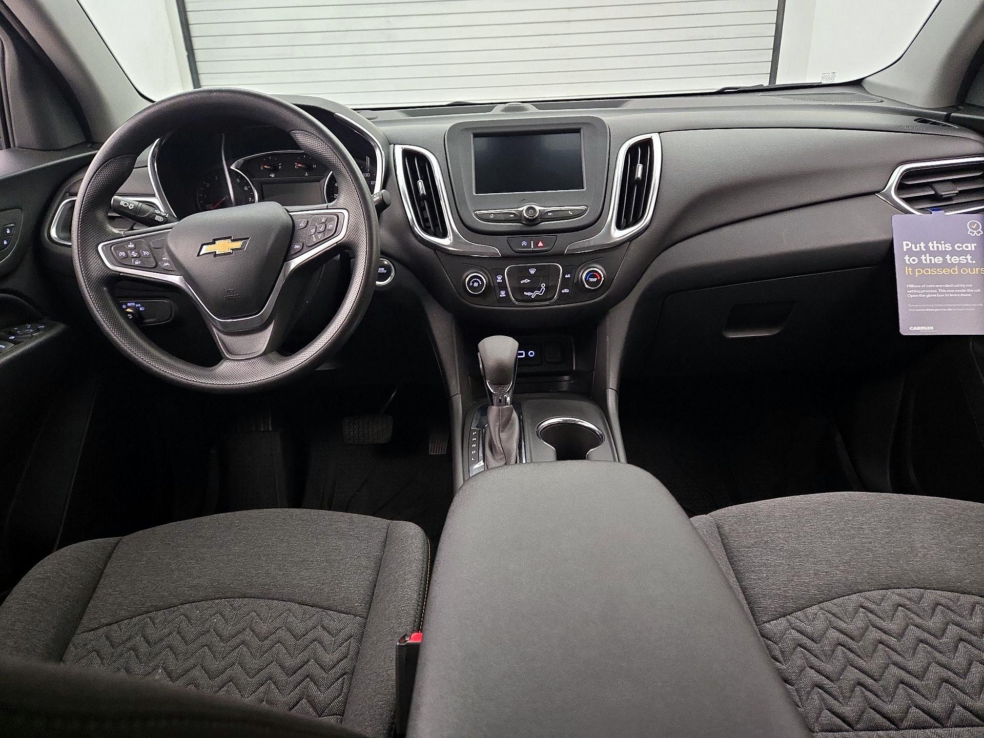 Thumbnail: 2022 Chevrolet Equinox - 9