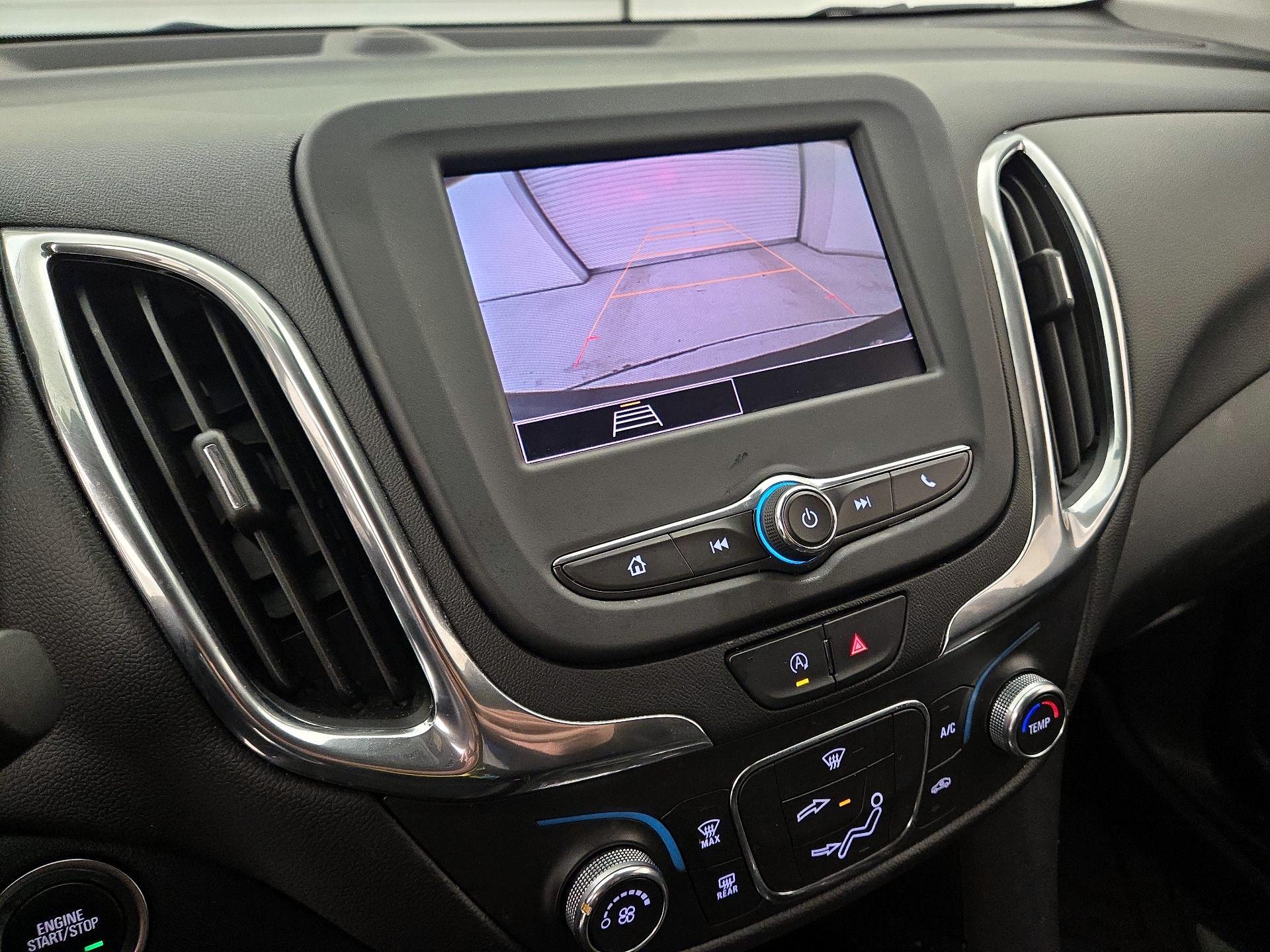 Thumbnail: 2022 Chevrolet Equinox - 14