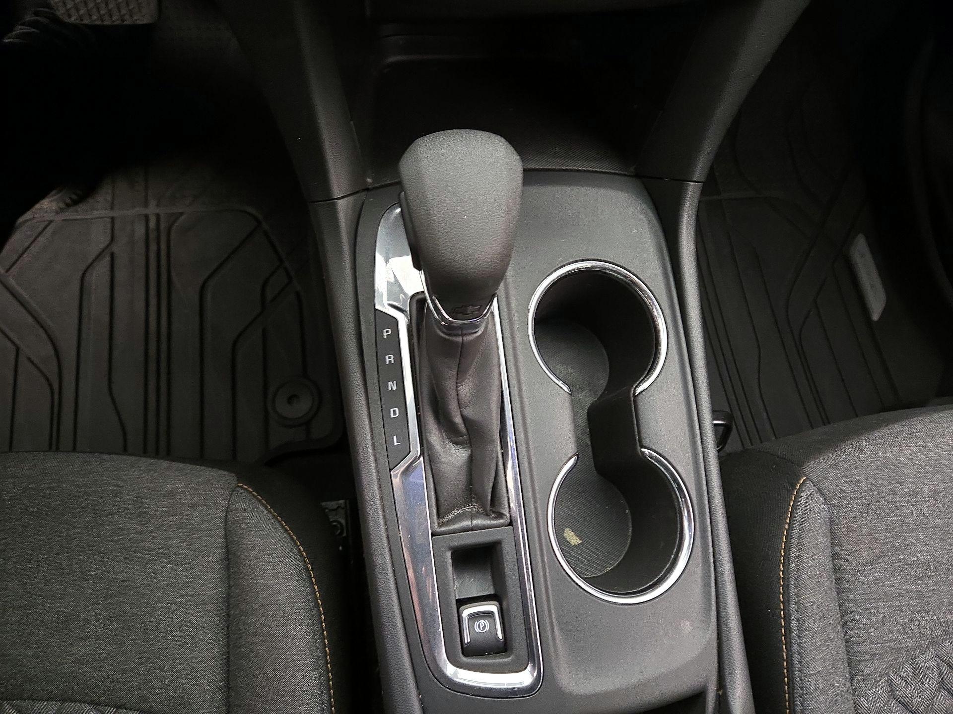 Thumbnail: 2022 Chevrolet Equinox - 17