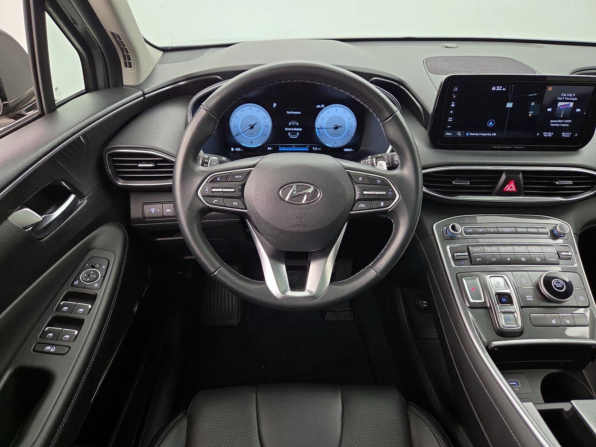 Thumbnail: 2023 Hyundai Santa Fe - 10