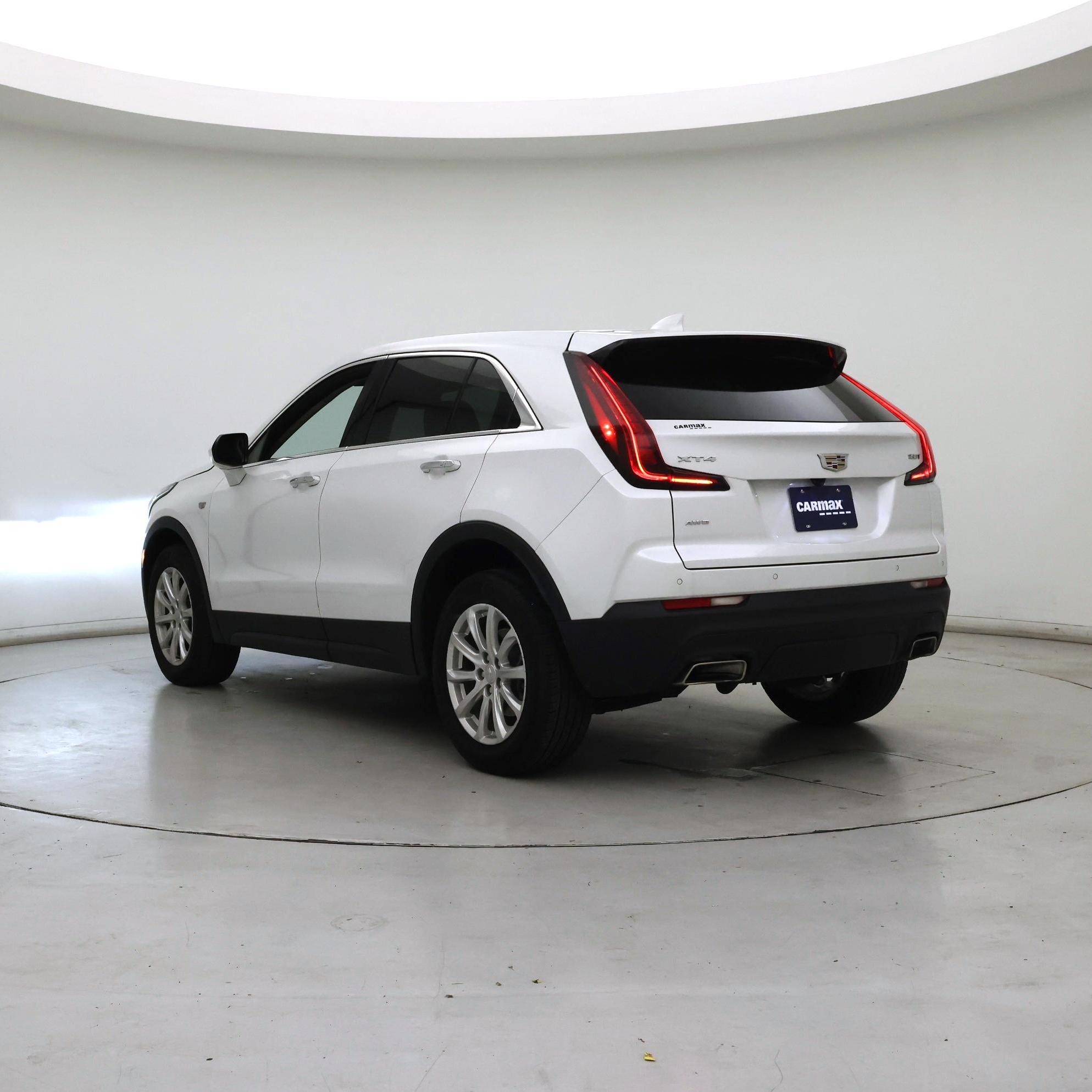 Thumbnail: 2023 Cadillac XT4 - 2