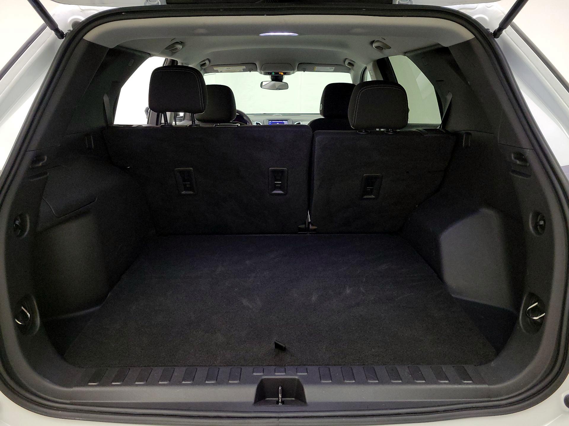 Thumbnail: 2023 Chevrolet Equinox - 20