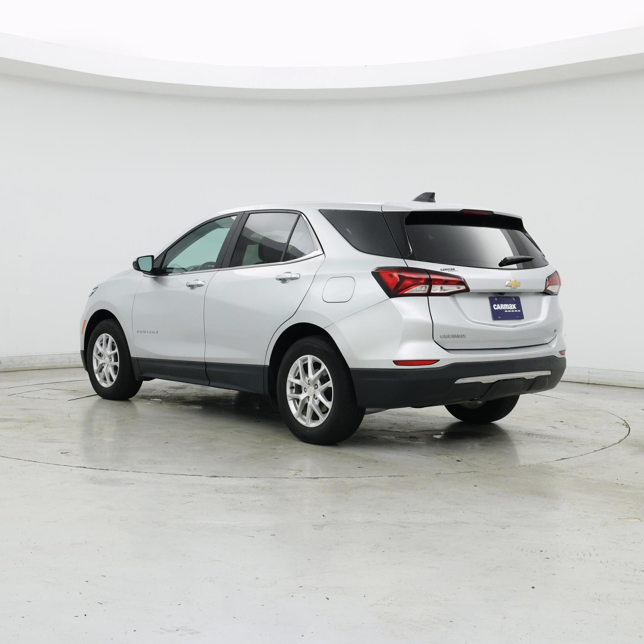 Thumbnail: 2022 Chevrolet Equinox - 2