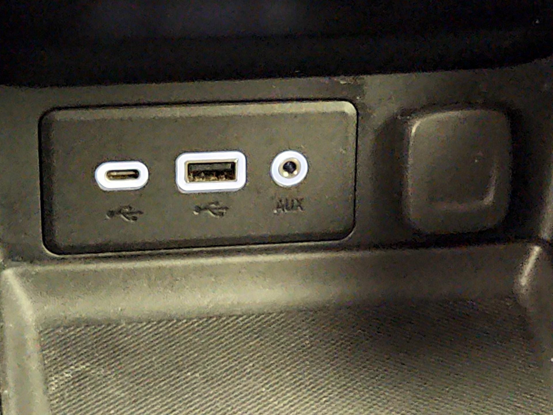 Thumbnail: 2022 GMC Terrain - 18