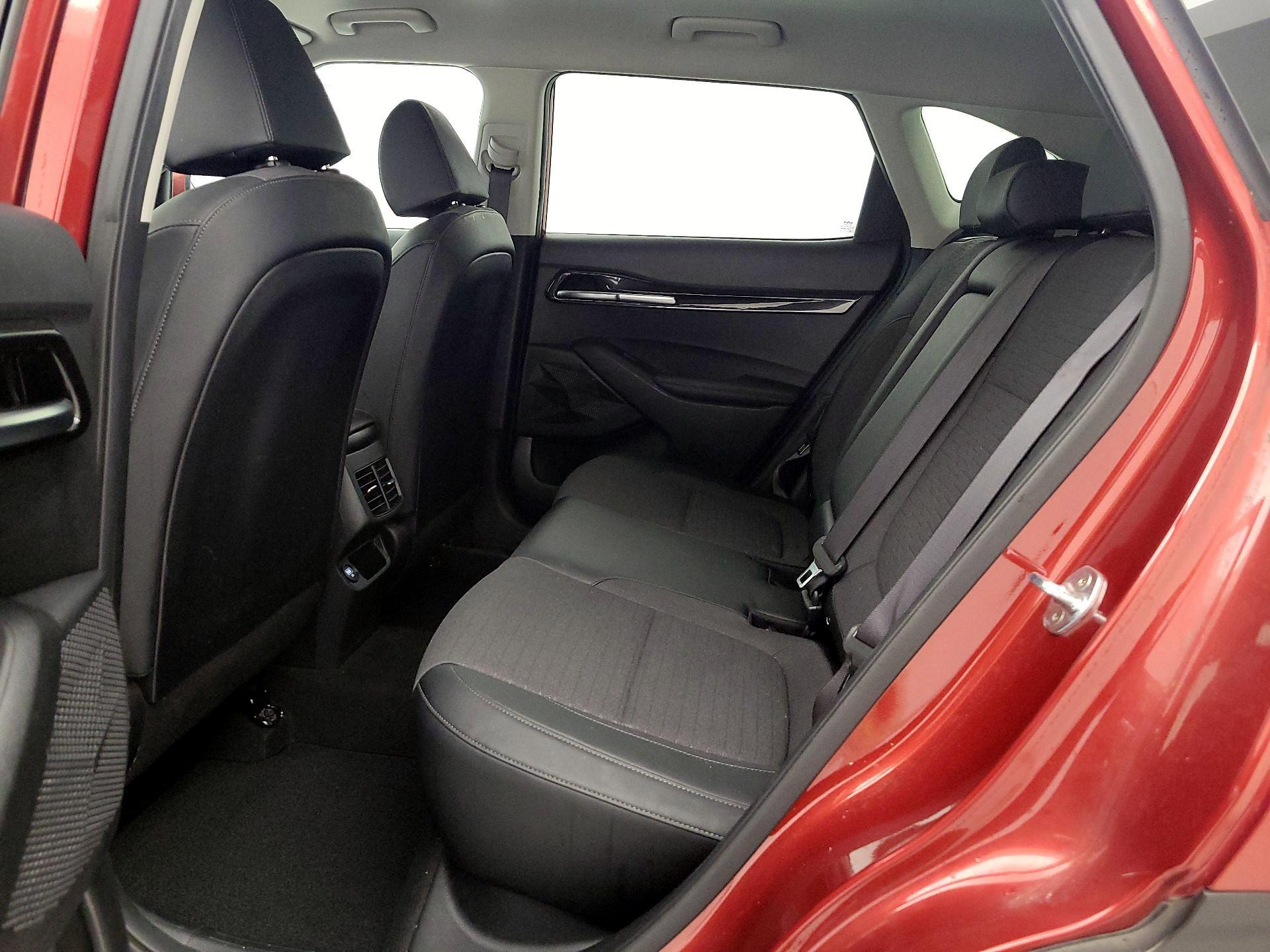 Thumbnail: 2023 Kia Seltos - 20