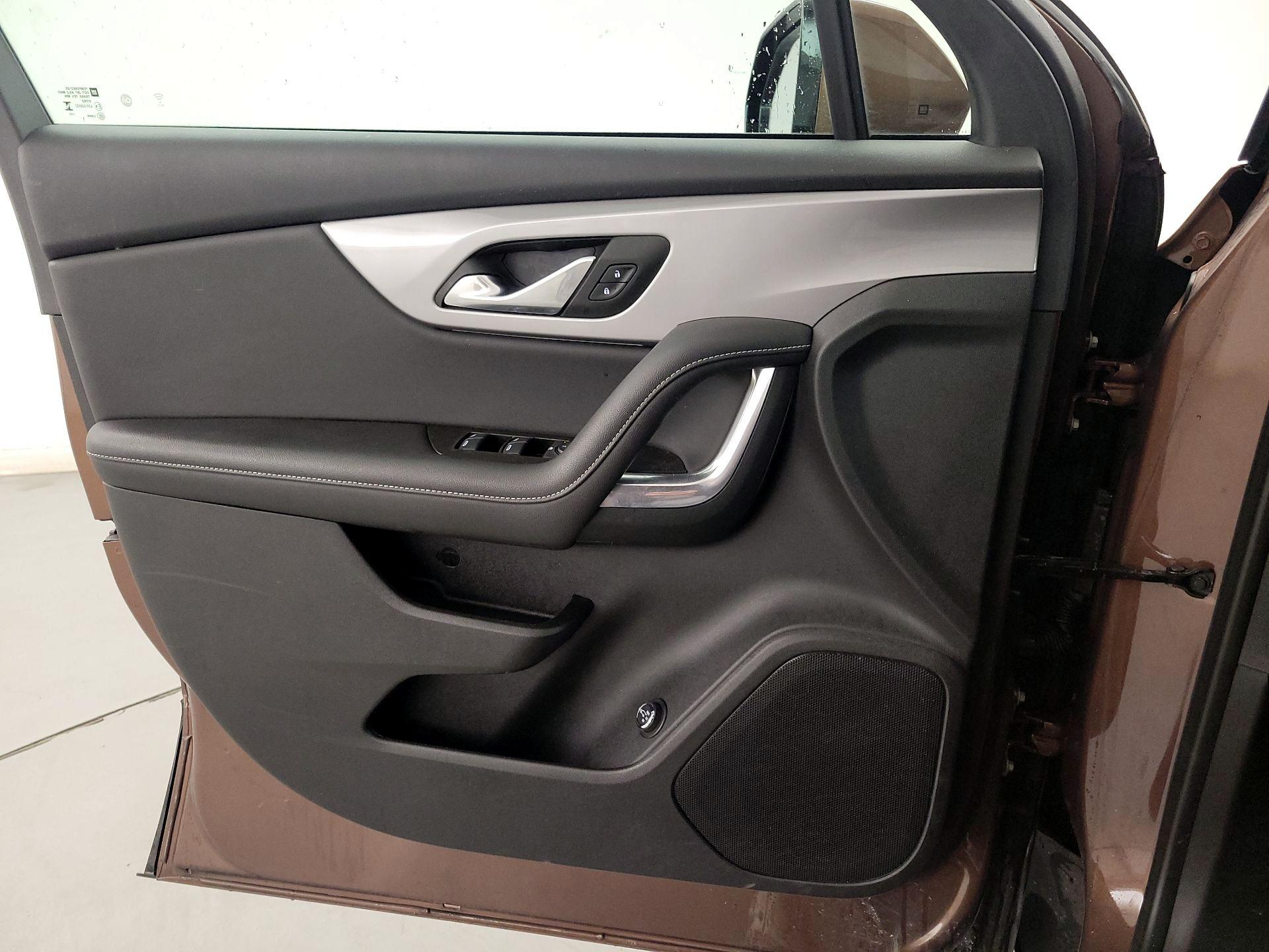 Thumbnail: 2023 Chevrolet Blazer - 12