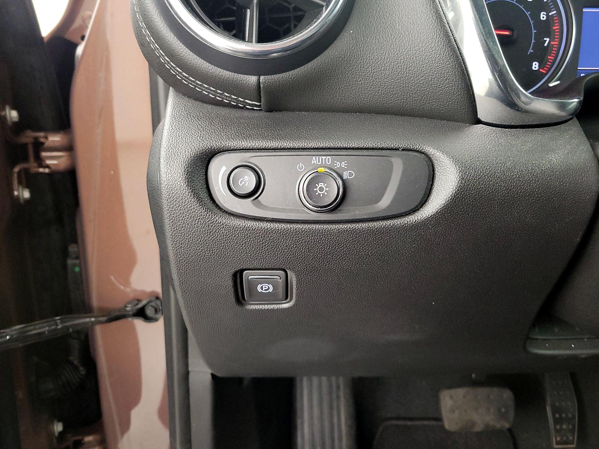 Thumbnail: 2023 Chevrolet Blazer - 13