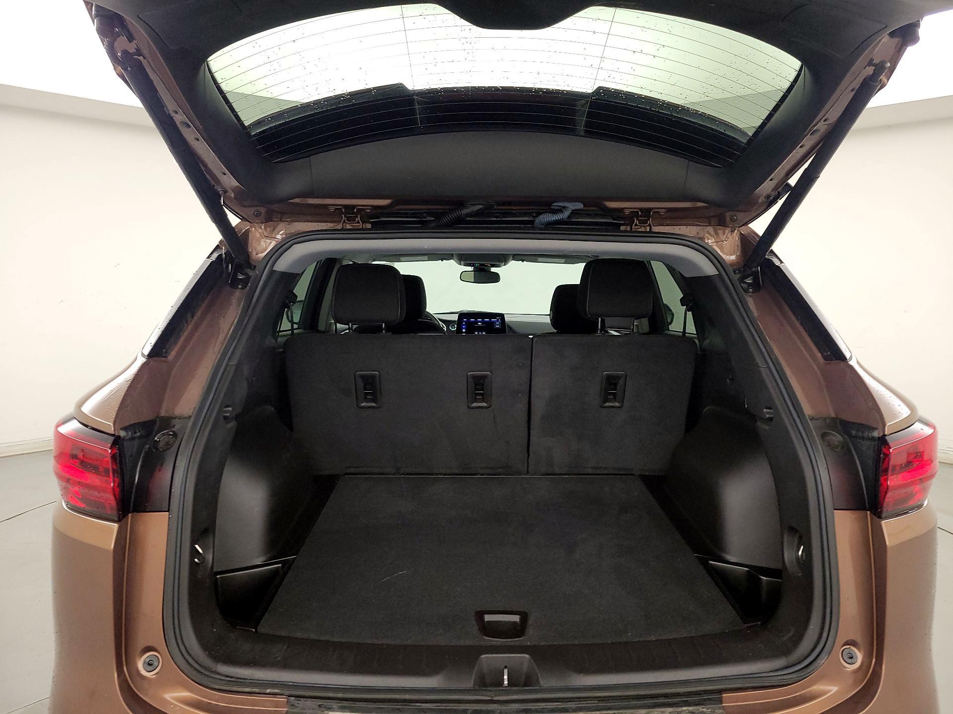 Thumbnail: 2023 Chevrolet Blazer - 20