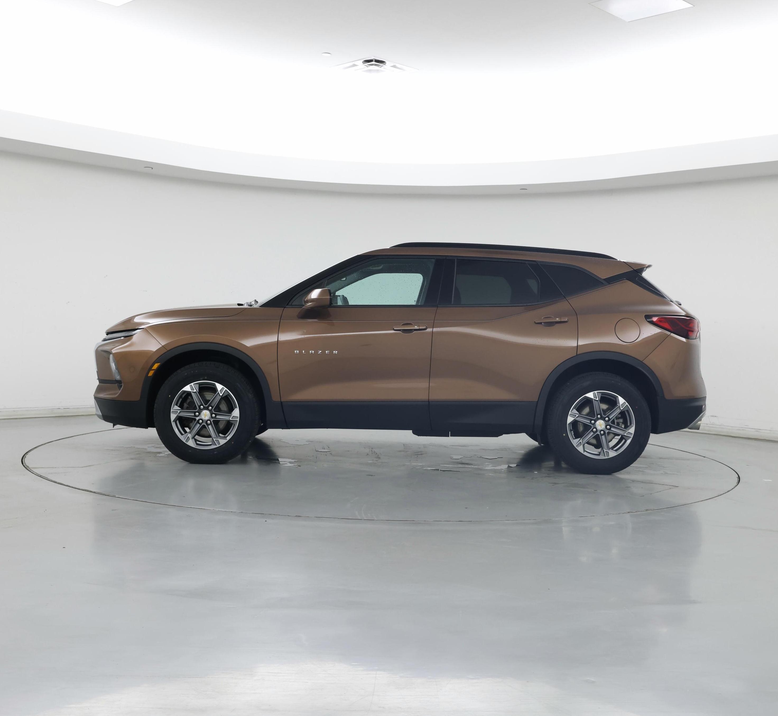 Thumbnail: 2023 Chevrolet Blazer - 3