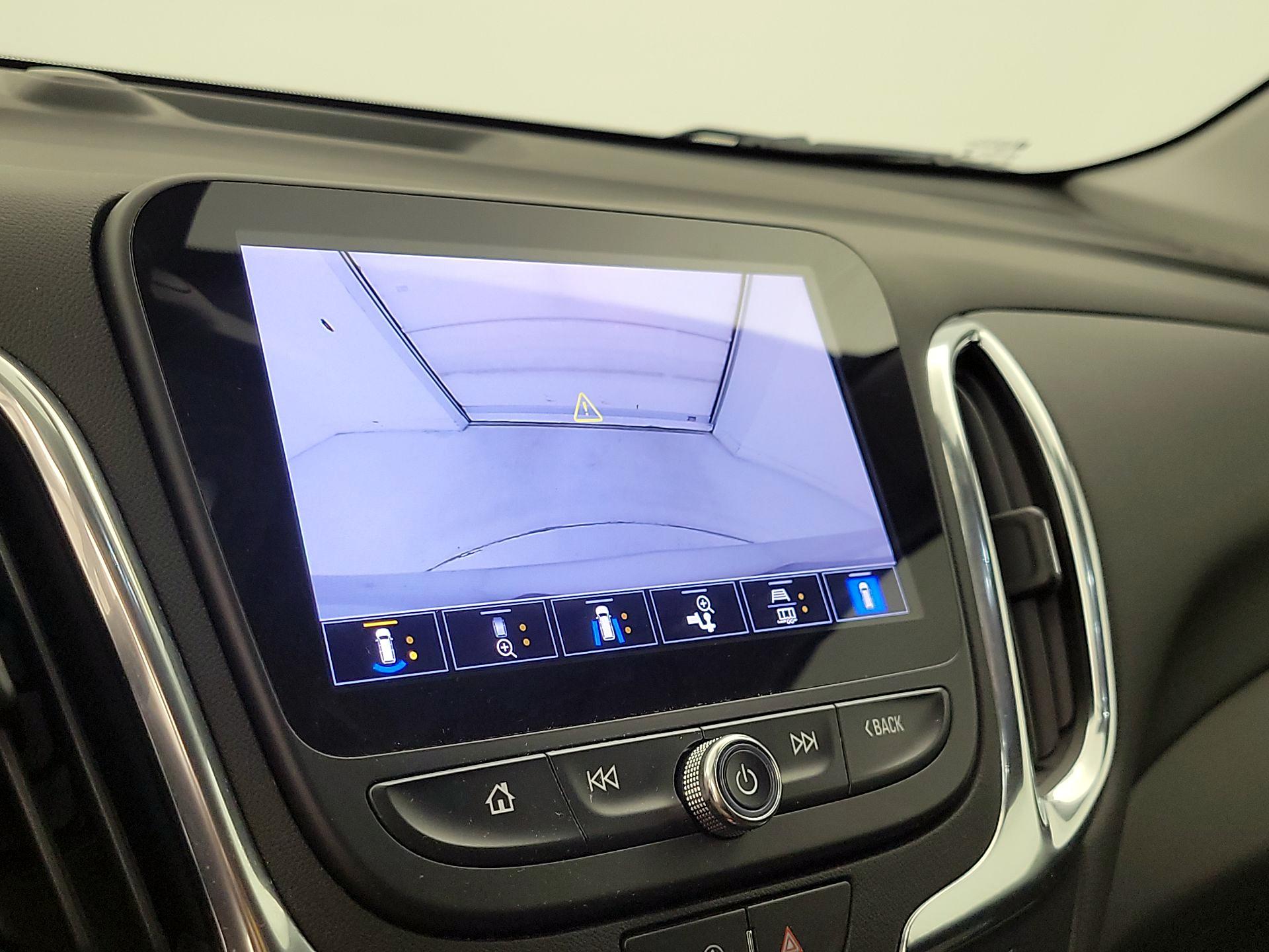 Thumbnail: 2022 Chevrolet Equinox - 15