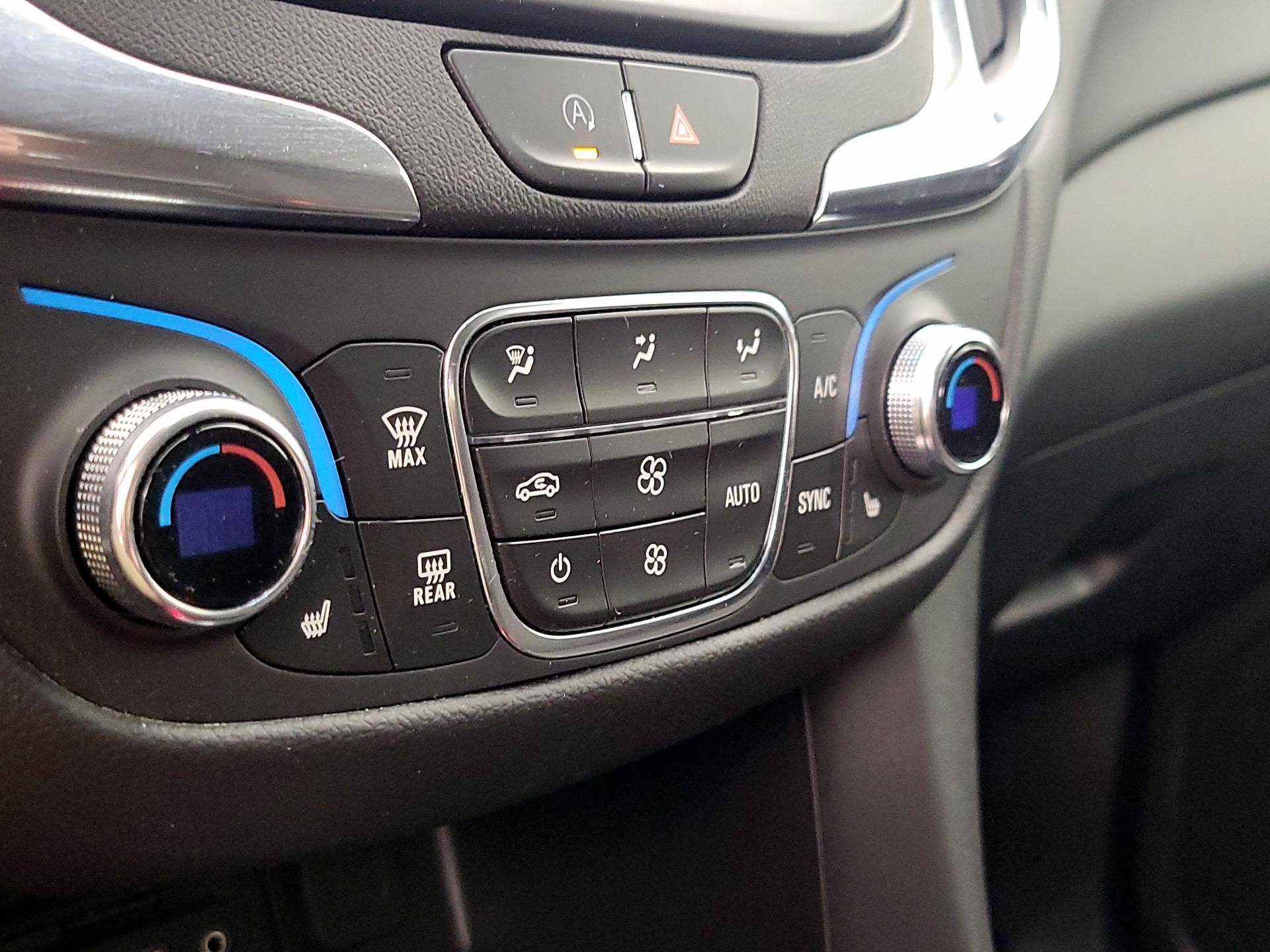 Thumbnail: 2022 Chevrolet Equinox - 17