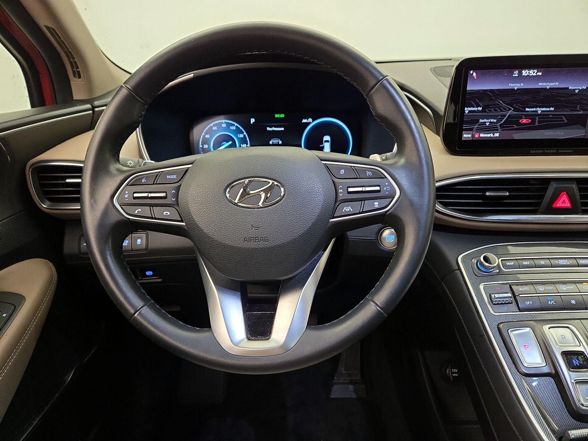 Thumbnail: 2022 Hyundai Santa Fe - 10