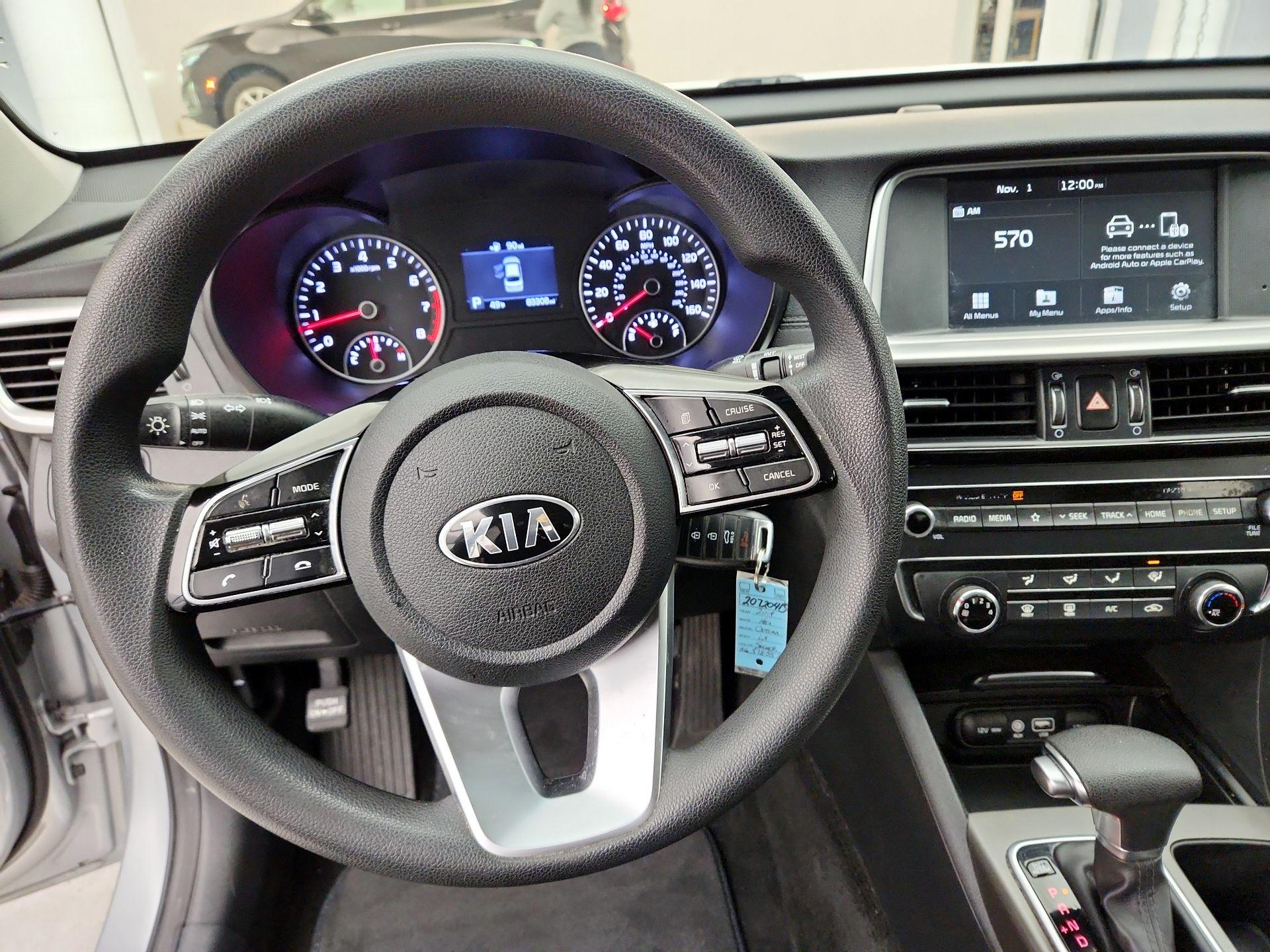 Thumbnail: 2019 Kia Optima - 10