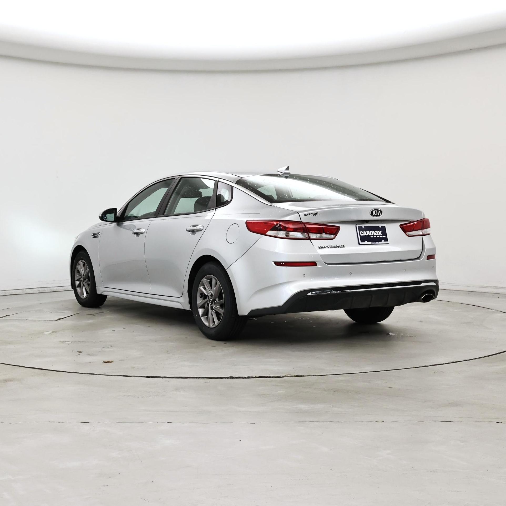 Thumbnail: 2019 Kia Optima - 2