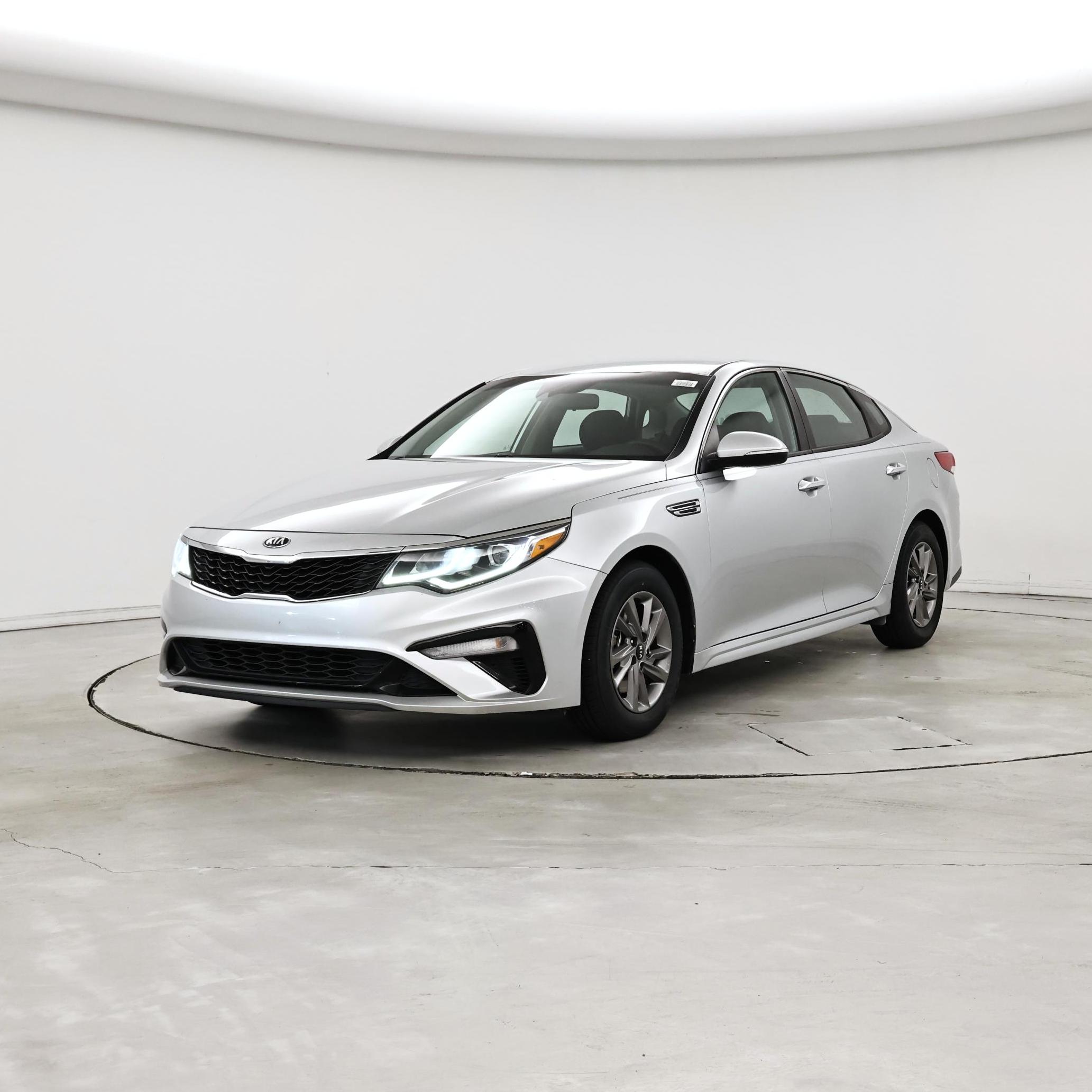 Thumbnail: 2019 Kia Optima - 4