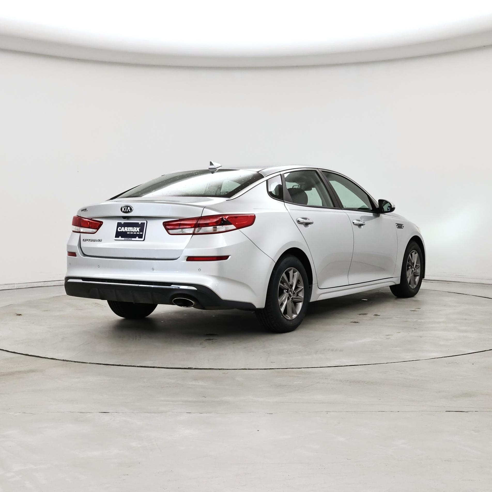 Thumbnail: 2019 Kia Optima - 8