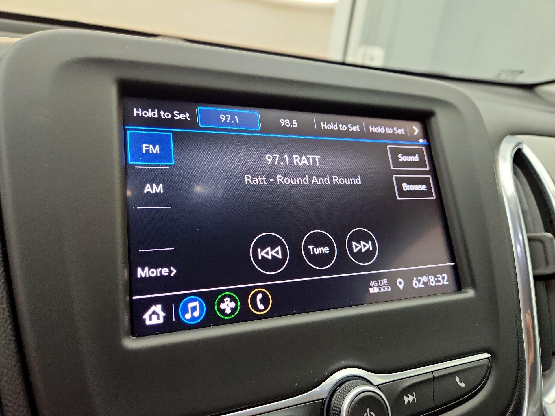 Thumbnail: 2021 Chevrolet Equinox - 15