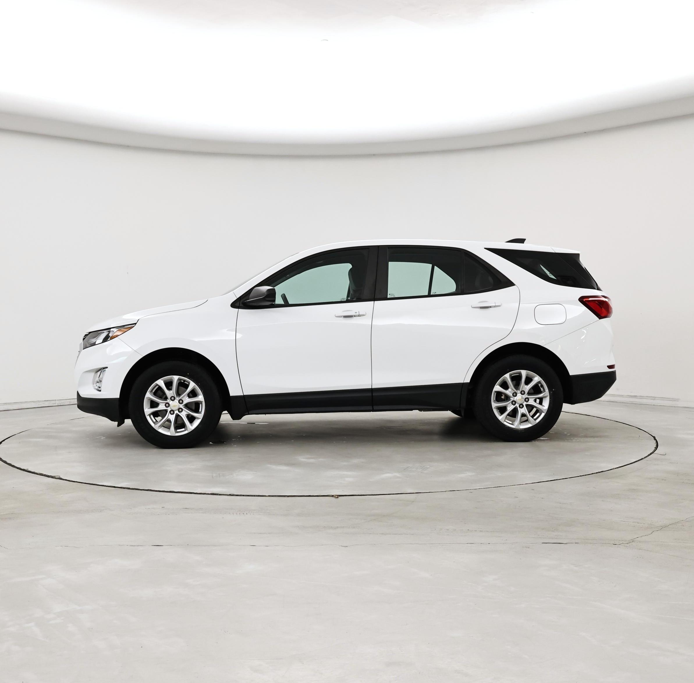 Thumbnail: 2021 Chevrolet Equinox - 3