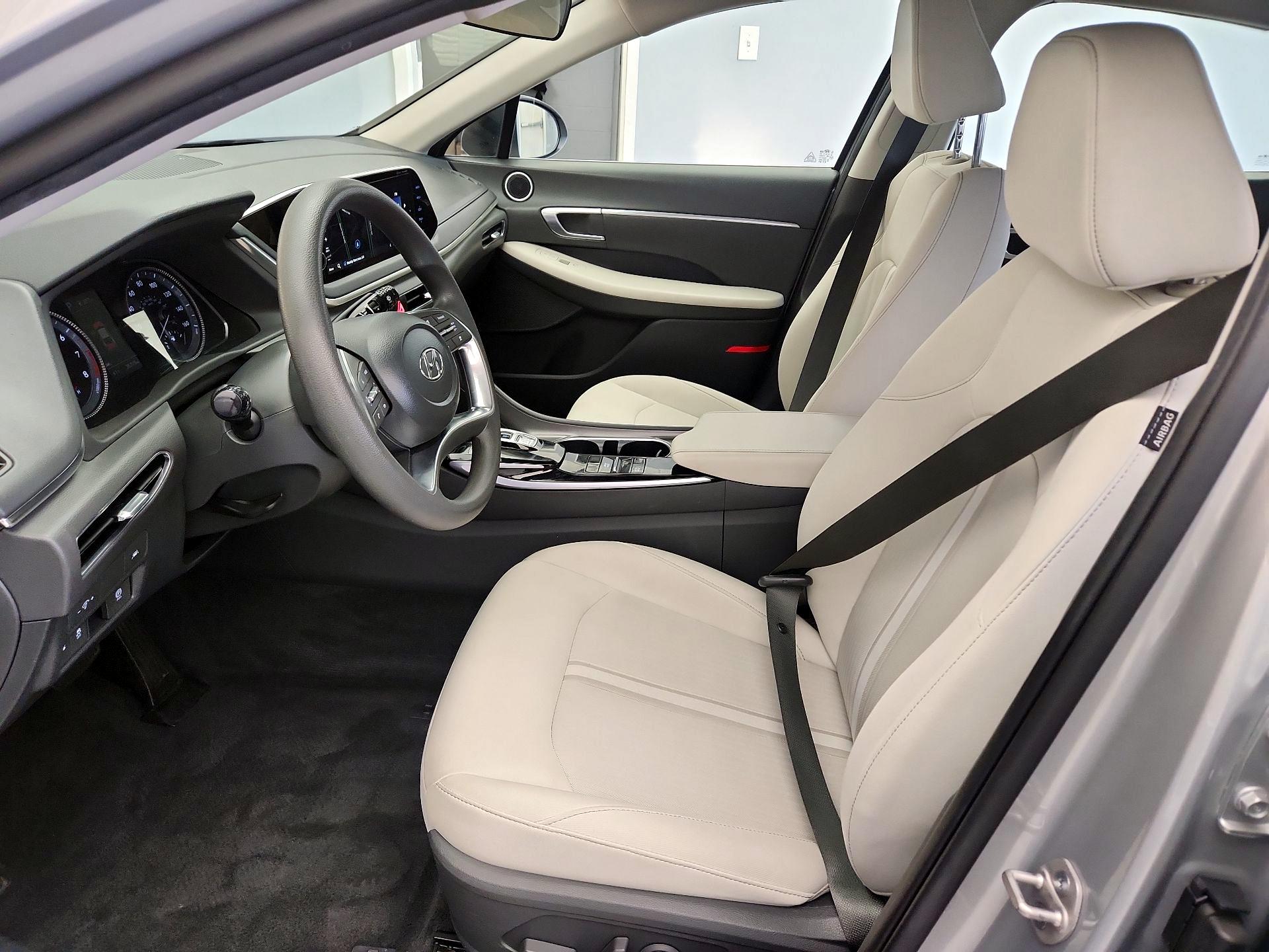 Thumbnail: 2023 Hyundai Sonata - 11