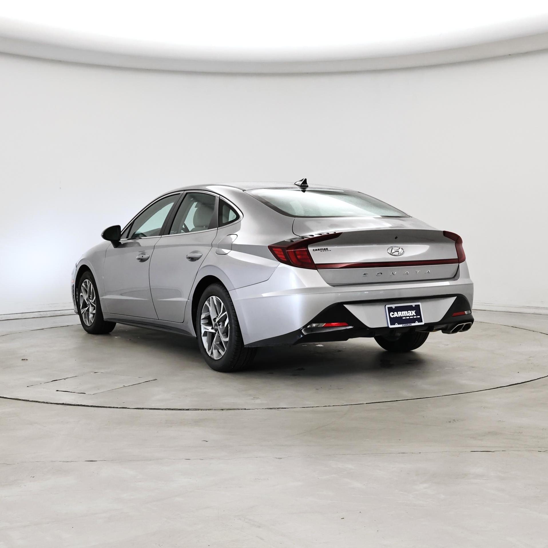 Thumbnail: 2023 Hyundai Sonata - 2